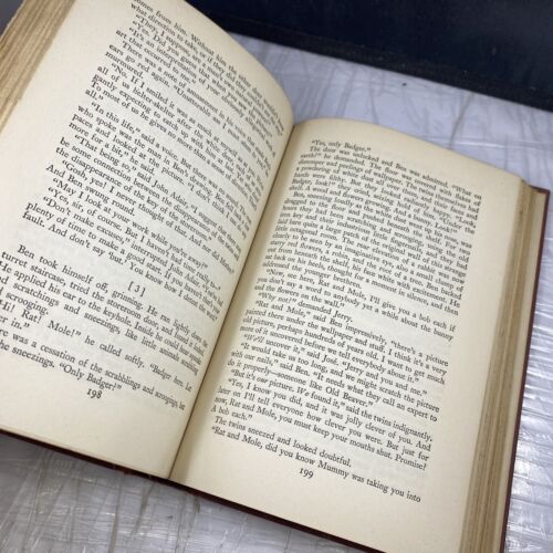 Pilgrim’s Inn by Elizabeth Goudge 1948 Hardcover Vintage 1st Edition