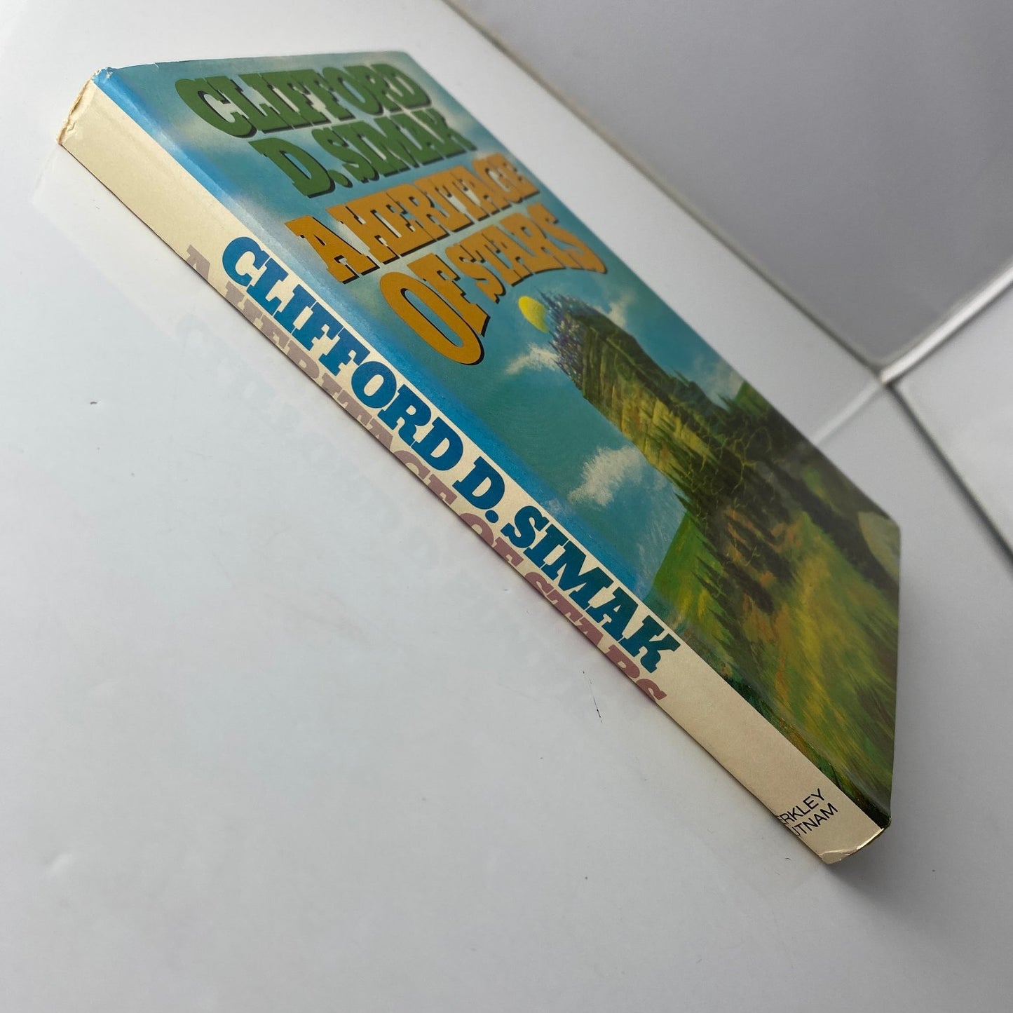A Heritage of Stars Clifford D. Simak 1977 Book Club Edition Sci-Fi Berkley