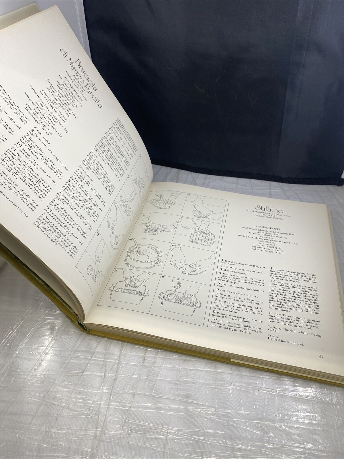 The Epicure's Book of Steak and Beef Dishes Cooking & Eating of Beef