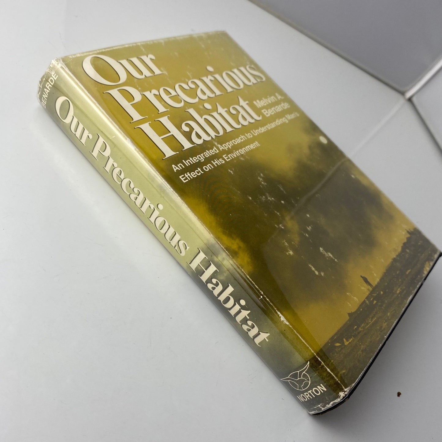 Our Precarious Habitat Melvin A. Benarde 1970 First Ed Environmental movement