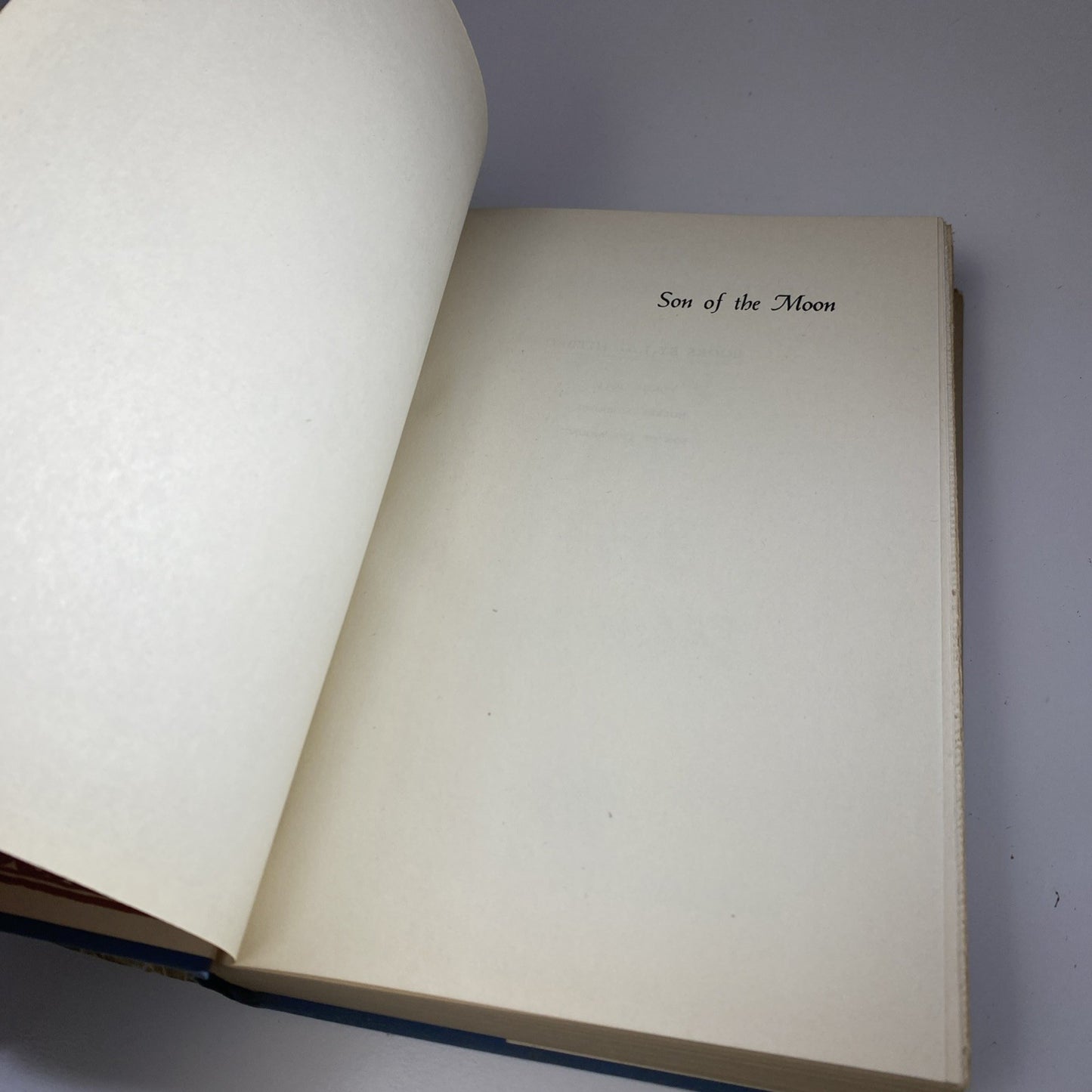 India Novel Son of the Moon by Joseph George Hitrec HCDJ 1948 1st edition Print