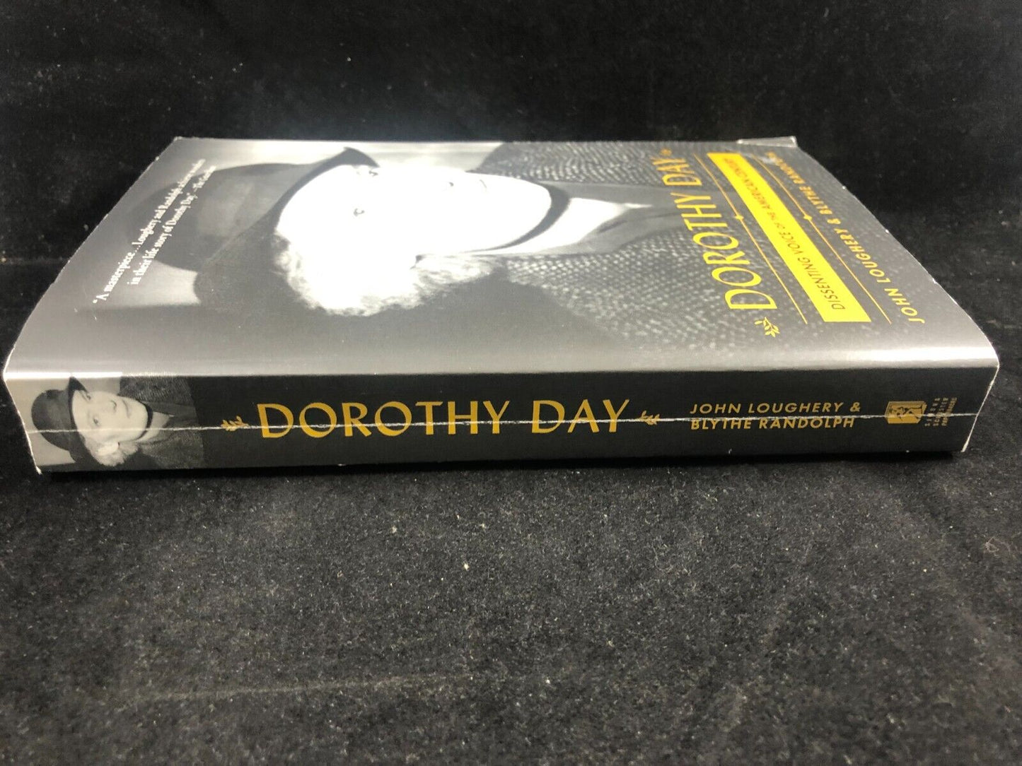 Dorothy Day: Dissenting Voice of the American Century