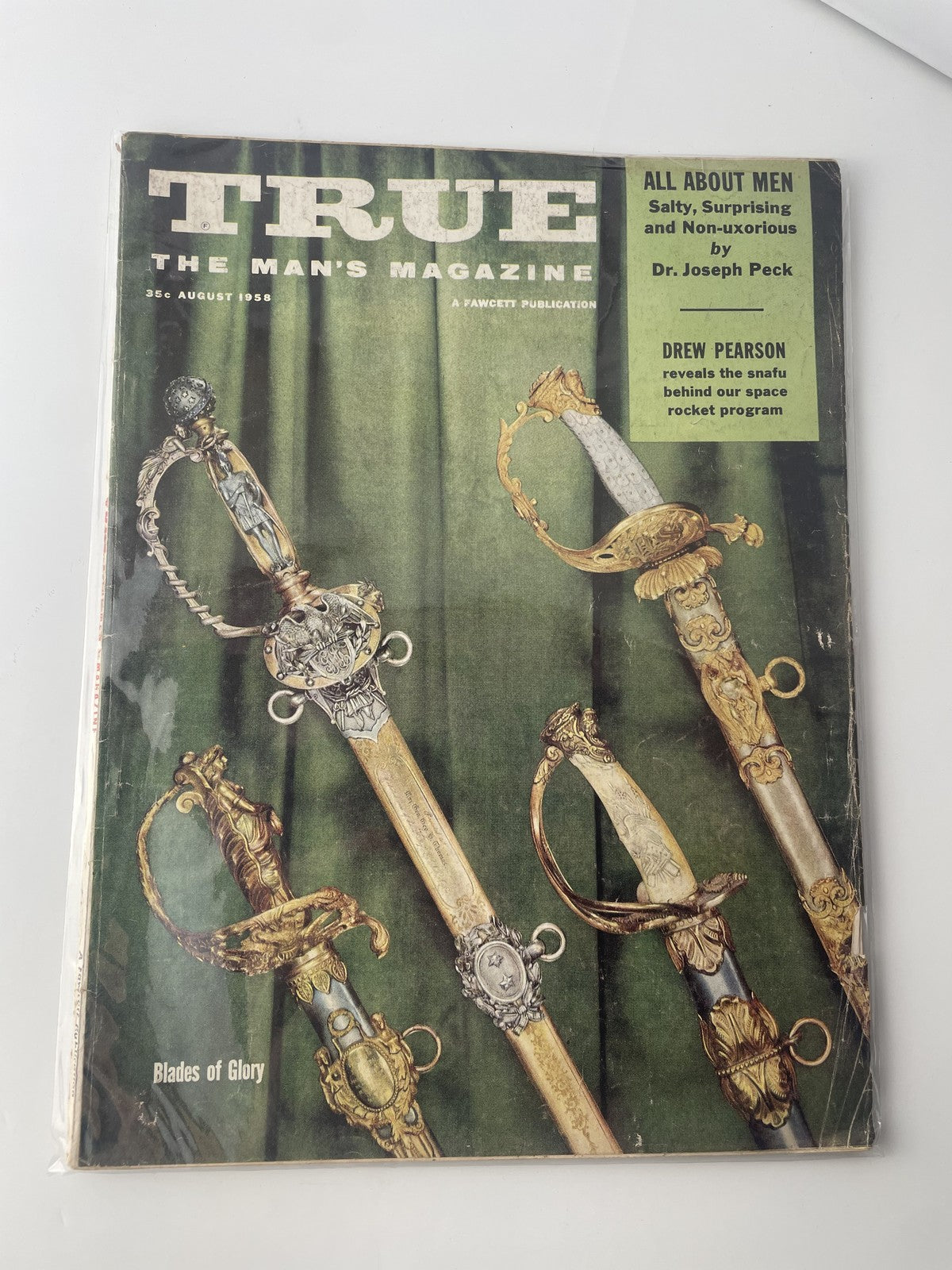 Vintage 1958 True The Man’s Magazine August Blades of Glory Swords Fawcett Softc