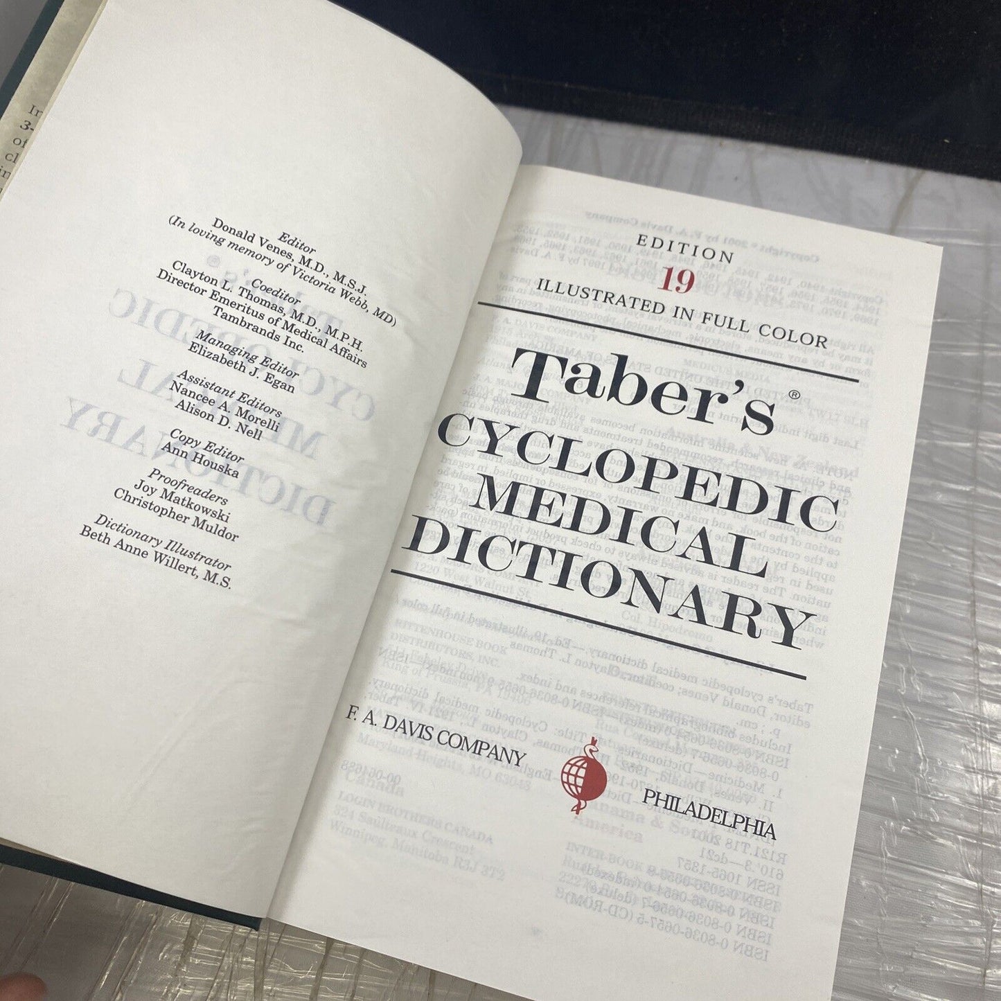Tabers Cyclopedic Medical Dictionary 19. Very Good Unmarked Medicine Textbook