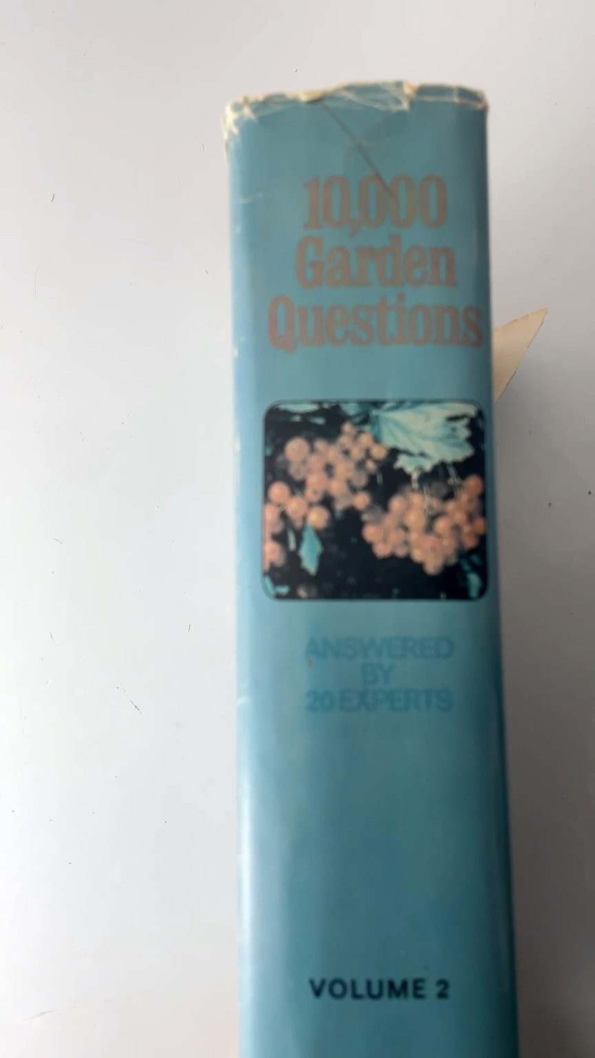 10,000 Garden Questions Marjorie J. Dietz Third Edition 1974 Illustrated