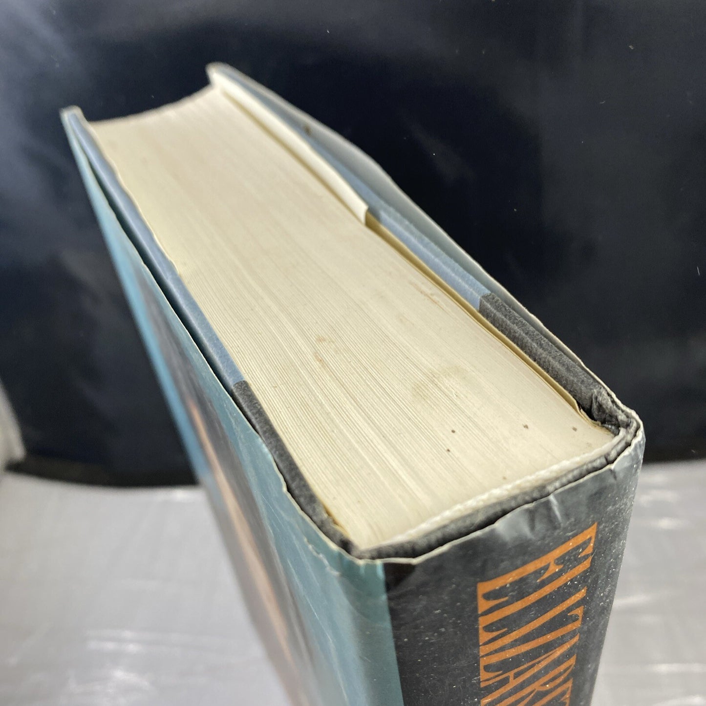HC Bk w DJ: A TRAITOR TO MEMORY, Elizabeth George 2001 1st Edit., 1st Print VGC