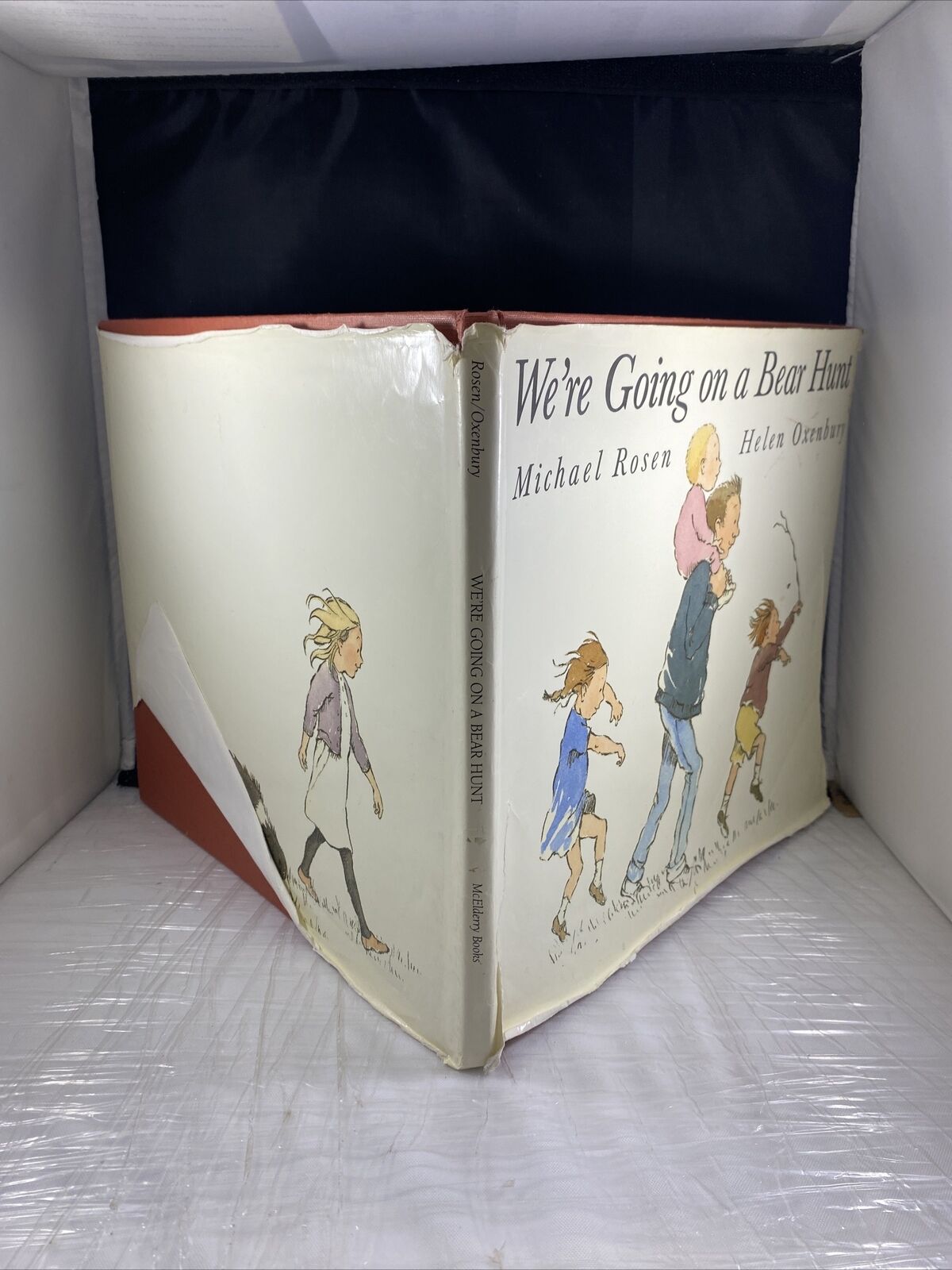 First US Edition We re Going on a Bear Hunt Michael Rosen, Helen Oxenbury 1989