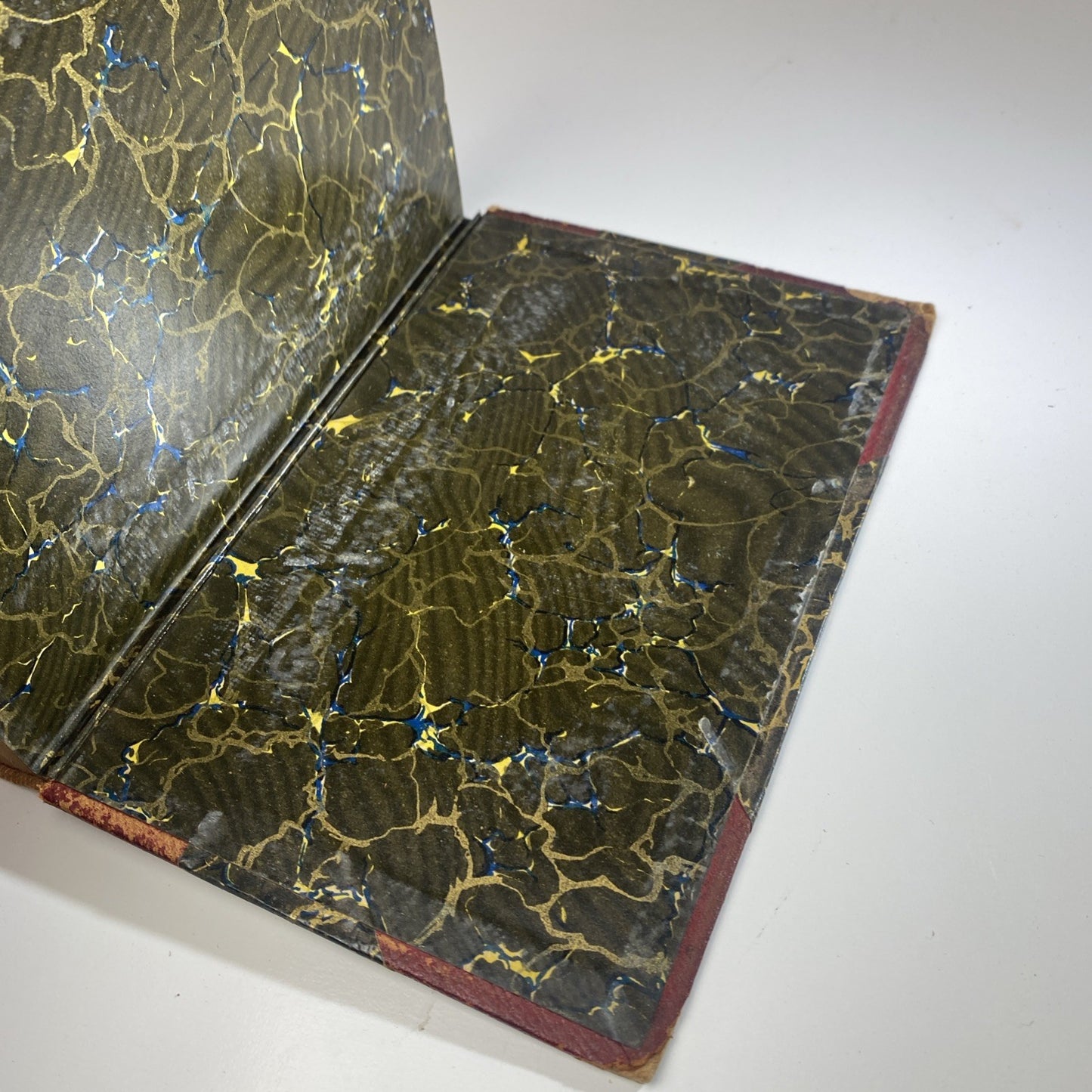 Antique Red And Marble Good Options by O Henry Authorized Edition 1919