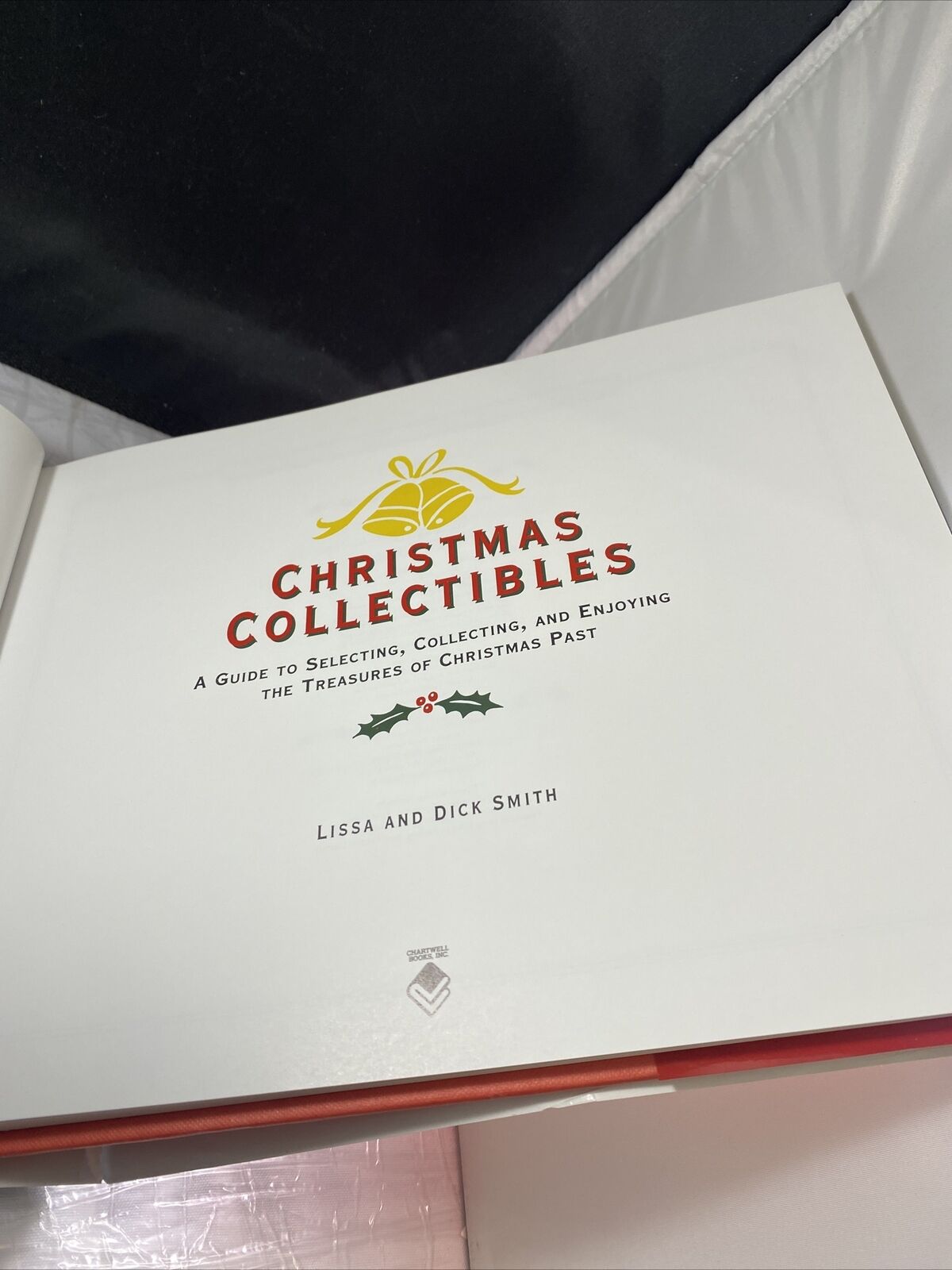 HB Christmas Collectibles Collecting Treasures of Christmas Past Book