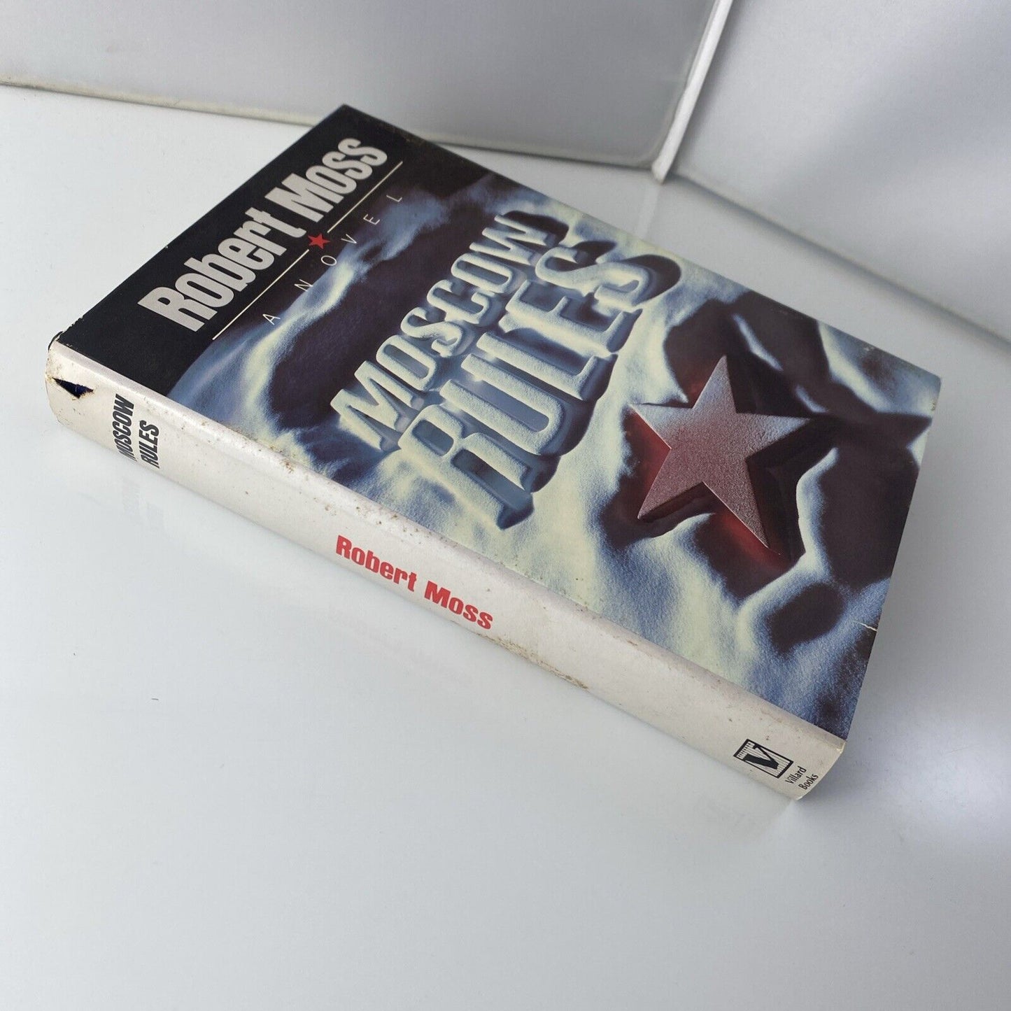 MOSCOW RULES-Robert Moss Book Club Ed-action-revenge, love affair-suspense-good