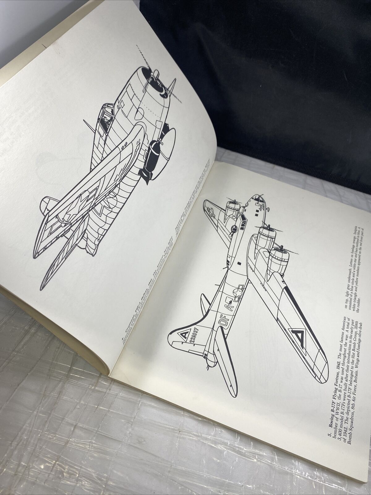 Airplanes of the Second World War Coloring Book by Carlo Demand UNUSED CLEAN VTG