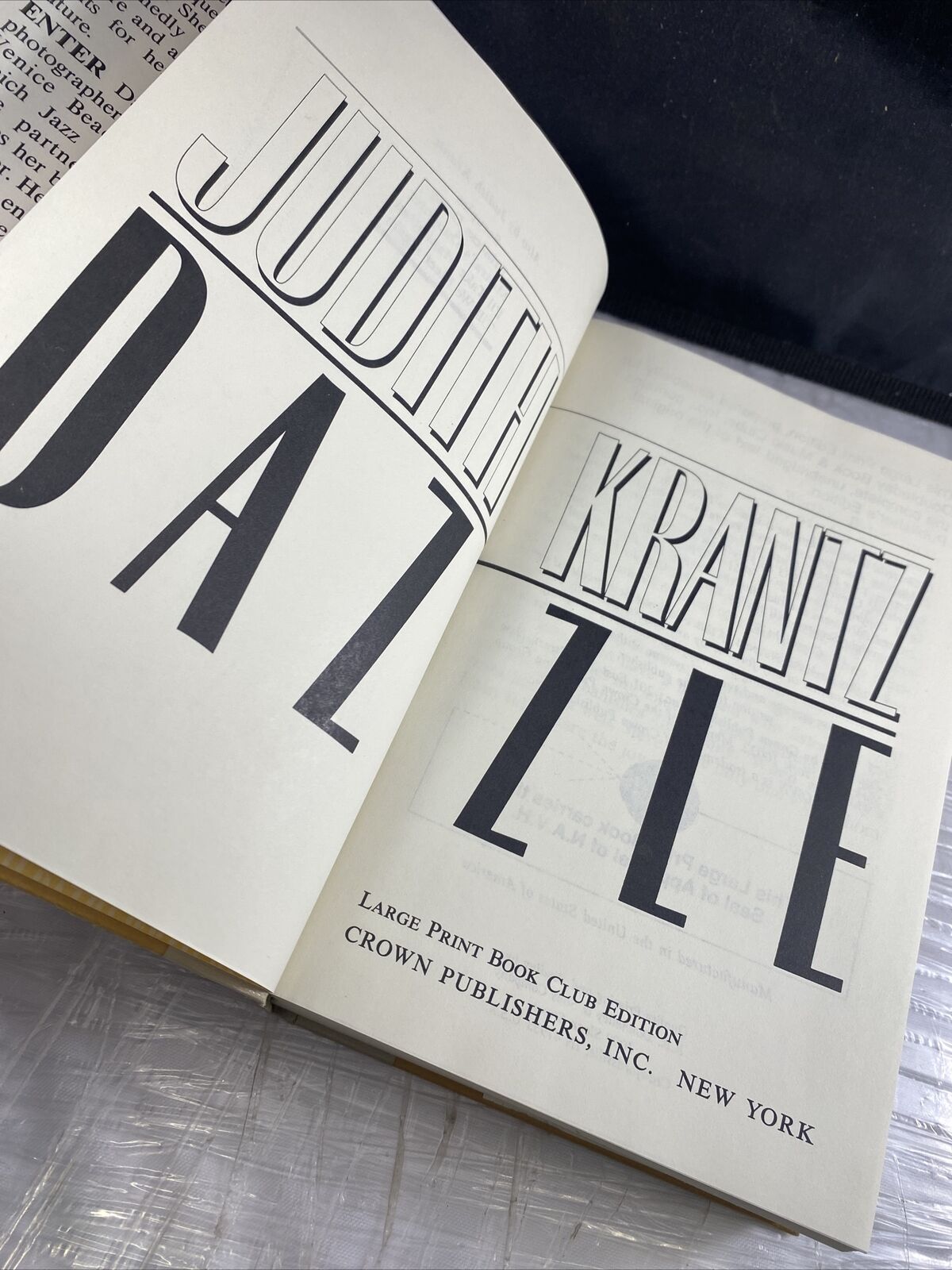 Judith Krantz Dazzle LARGE PRINT HB Hardcover w/Dust Jacket 1990 1st Edition