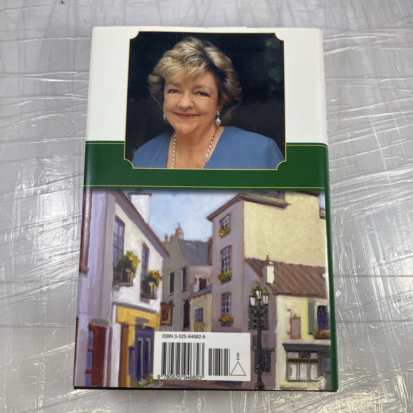 Quentins - Binchy, Maeve - Hardcover - Very Good Historical Fiction Dublin