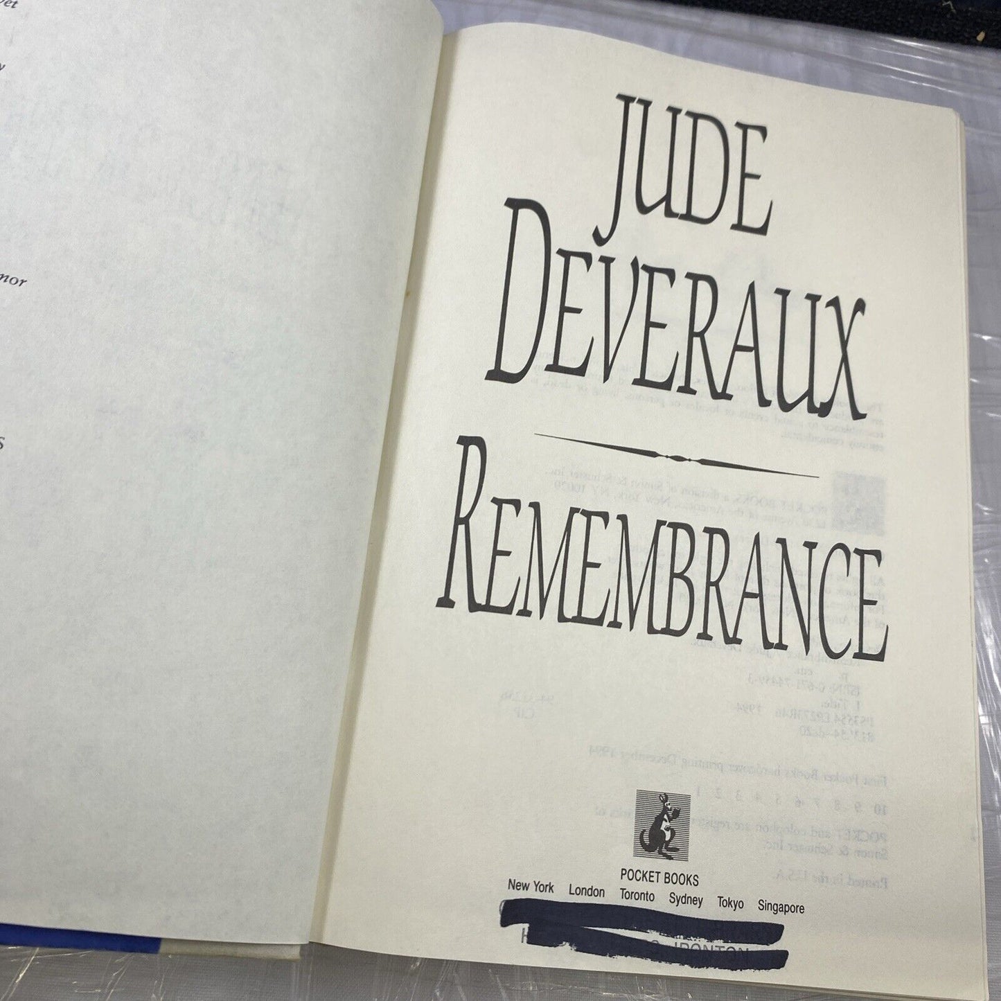 Jude Deveraux. Remembrance - First Printing 1994 - hardcover Ex Library