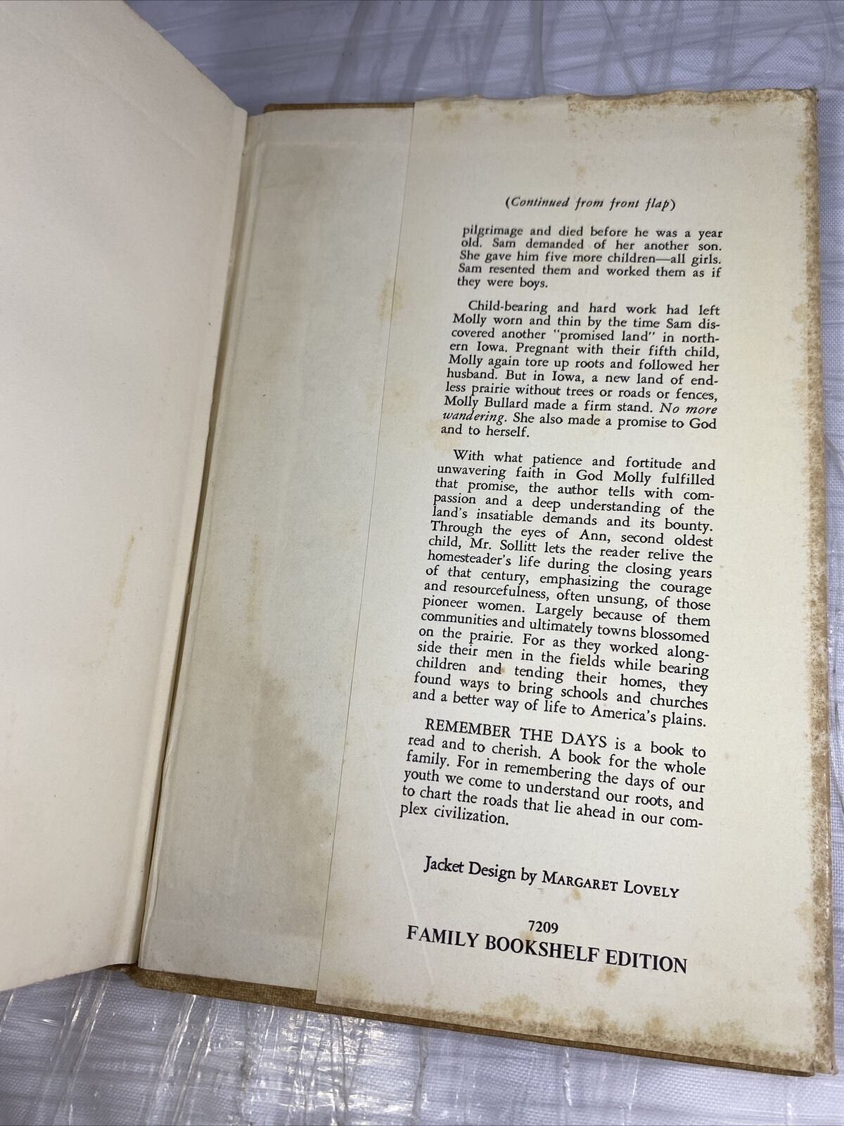 Remember the Days by Kenneth Sollitt, 1971, Hardcover Dust Jacket Vintage 70s