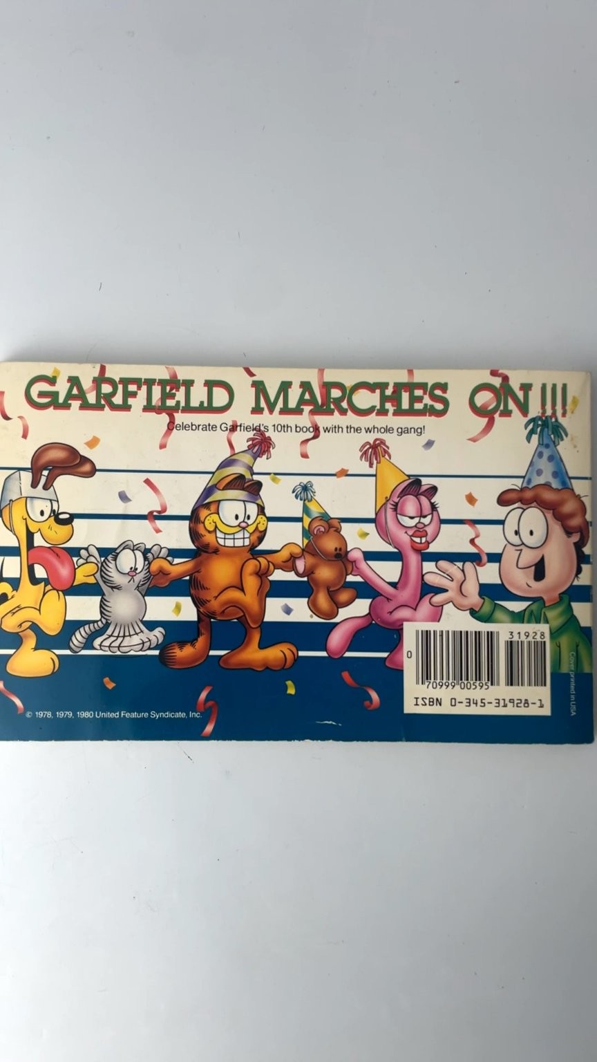 Garfield Makes It Big by Jim Davis First Edition 1985 Illustrated