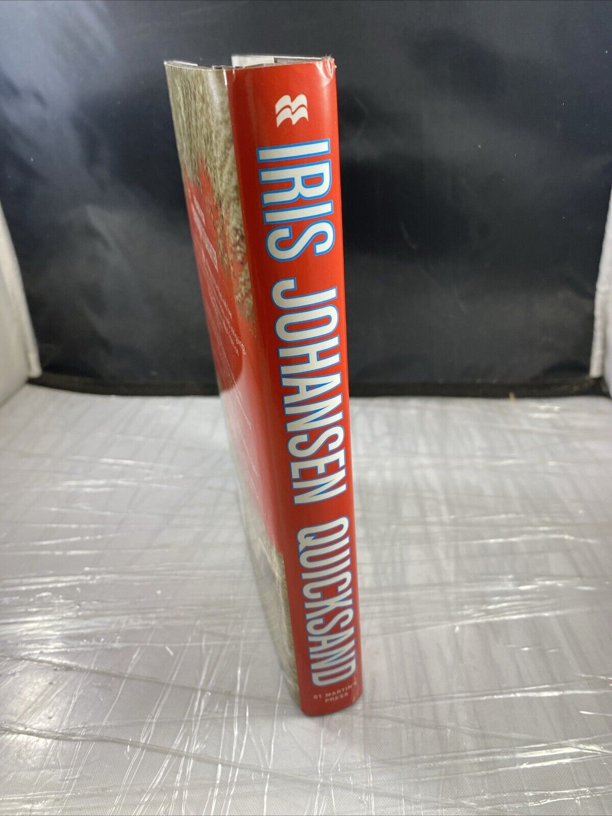 Quicksand (Eve Duncan) - Hardcover By Johansen, Iris - VERY GOOD UNMARKED
