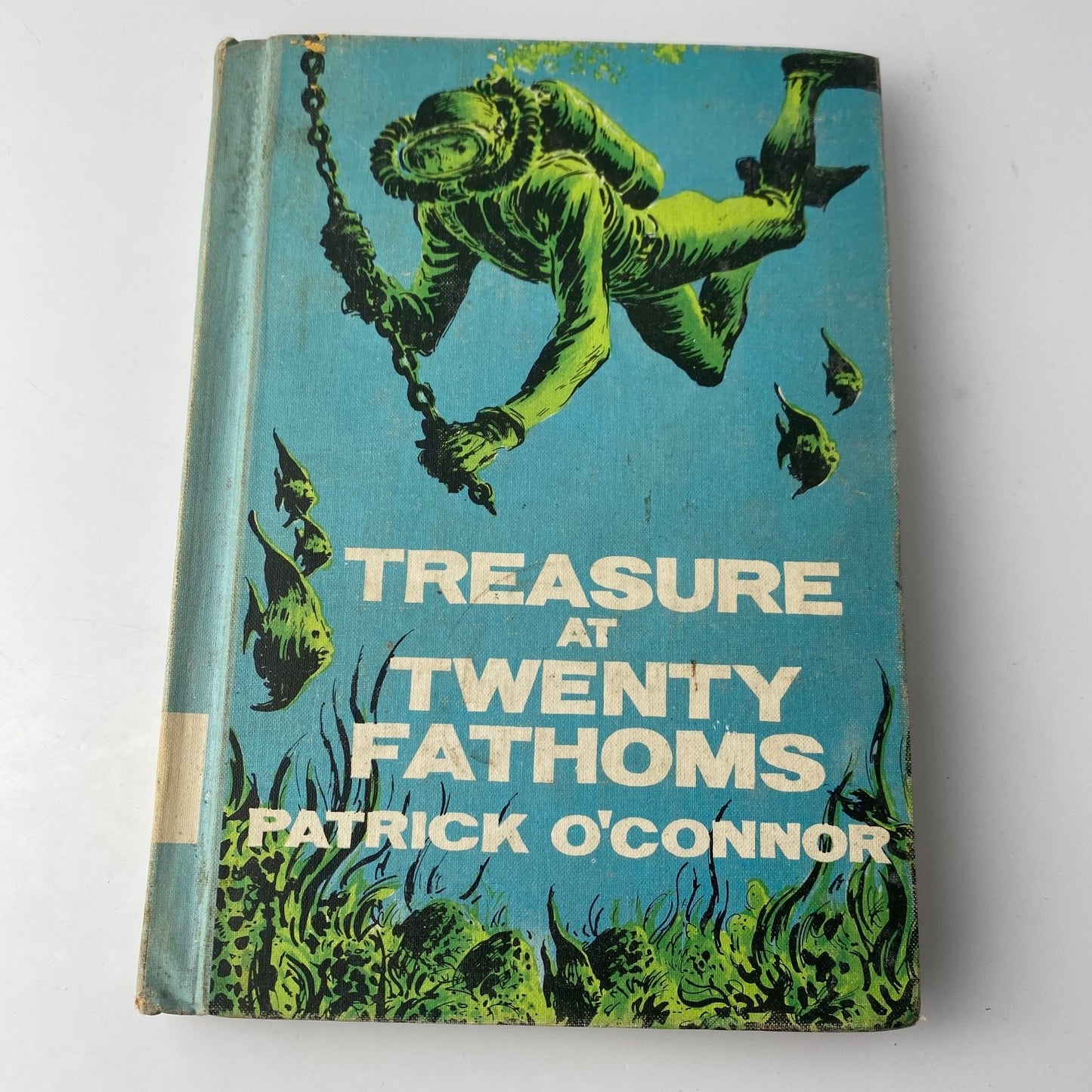 Vintage chapter book Treasure at Twenty Fathoms Patrick O'Connor 1968 1st ed