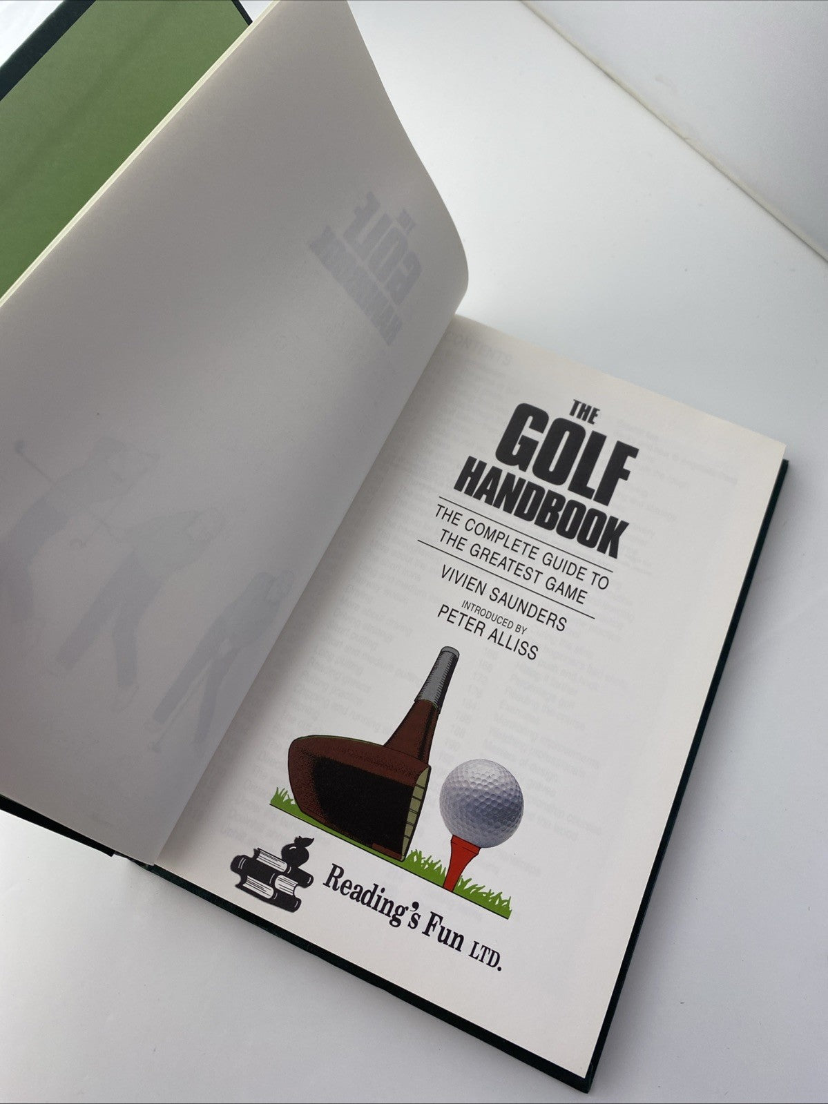 Golf Handbook by Vivien Saunders Hardback - Like New How To Golf Guide