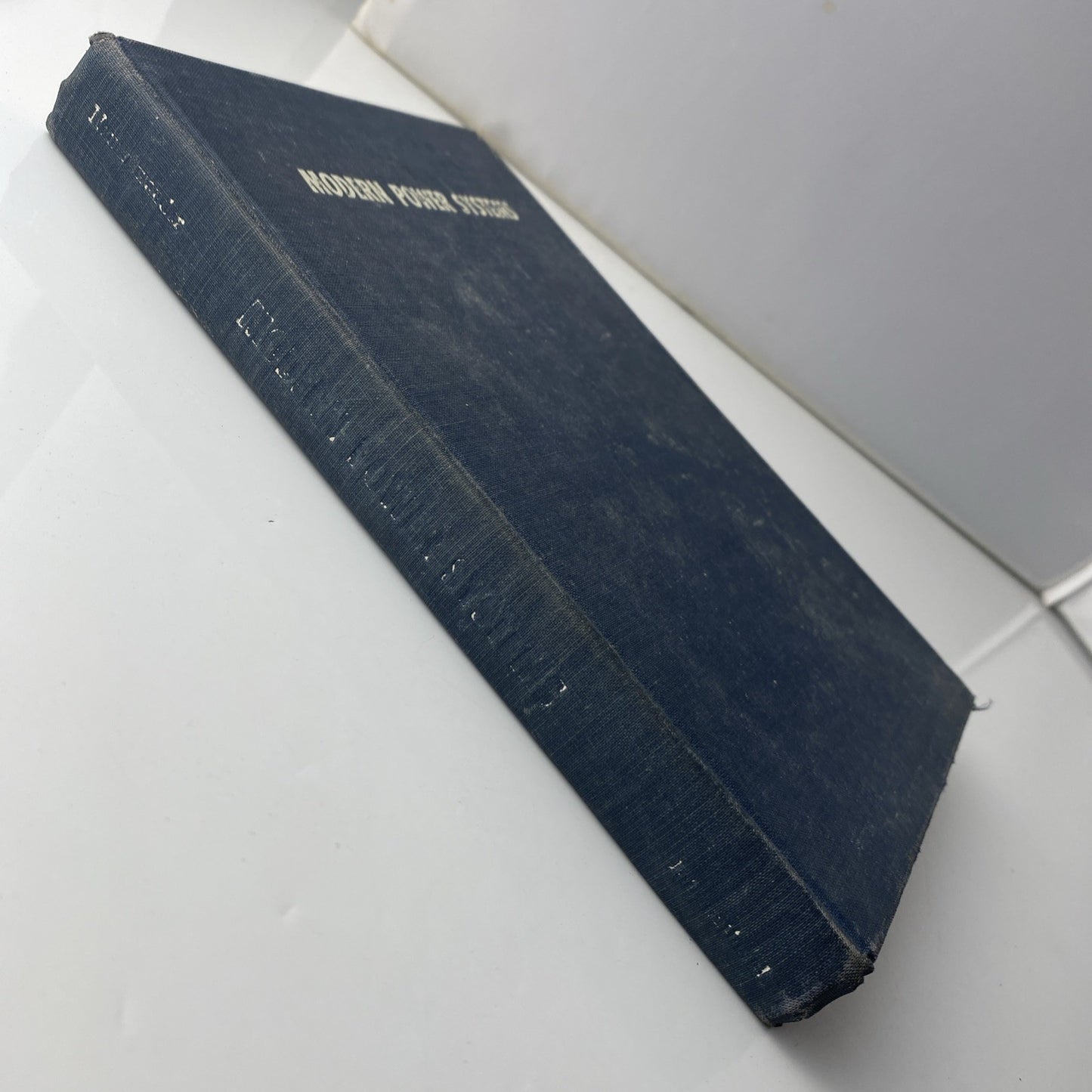 Modern power systems (The - Hardcover, by Neuenswander John R - Acceptable