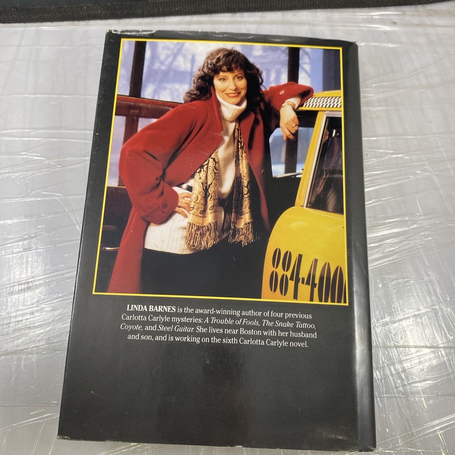 Snapshot (a Carlotta Carlyle Novel) by Linda Barnes H/C 1st Edition 1st Printing
