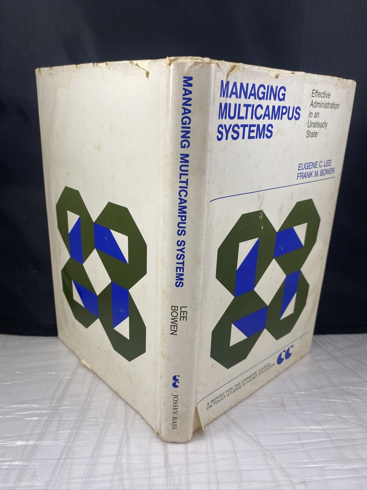 Managing Multicampus Systems : Effective Administration Business Management