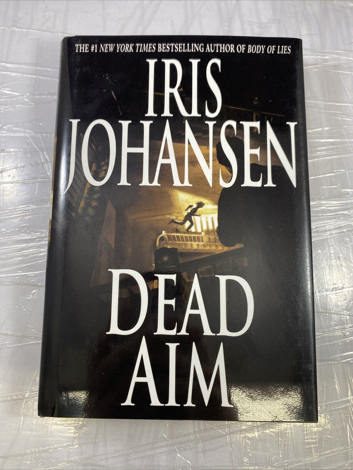 Dead Aim - 0553802461, Iris Johansen, hardcover VERY GOOD UNMARKED BCE
