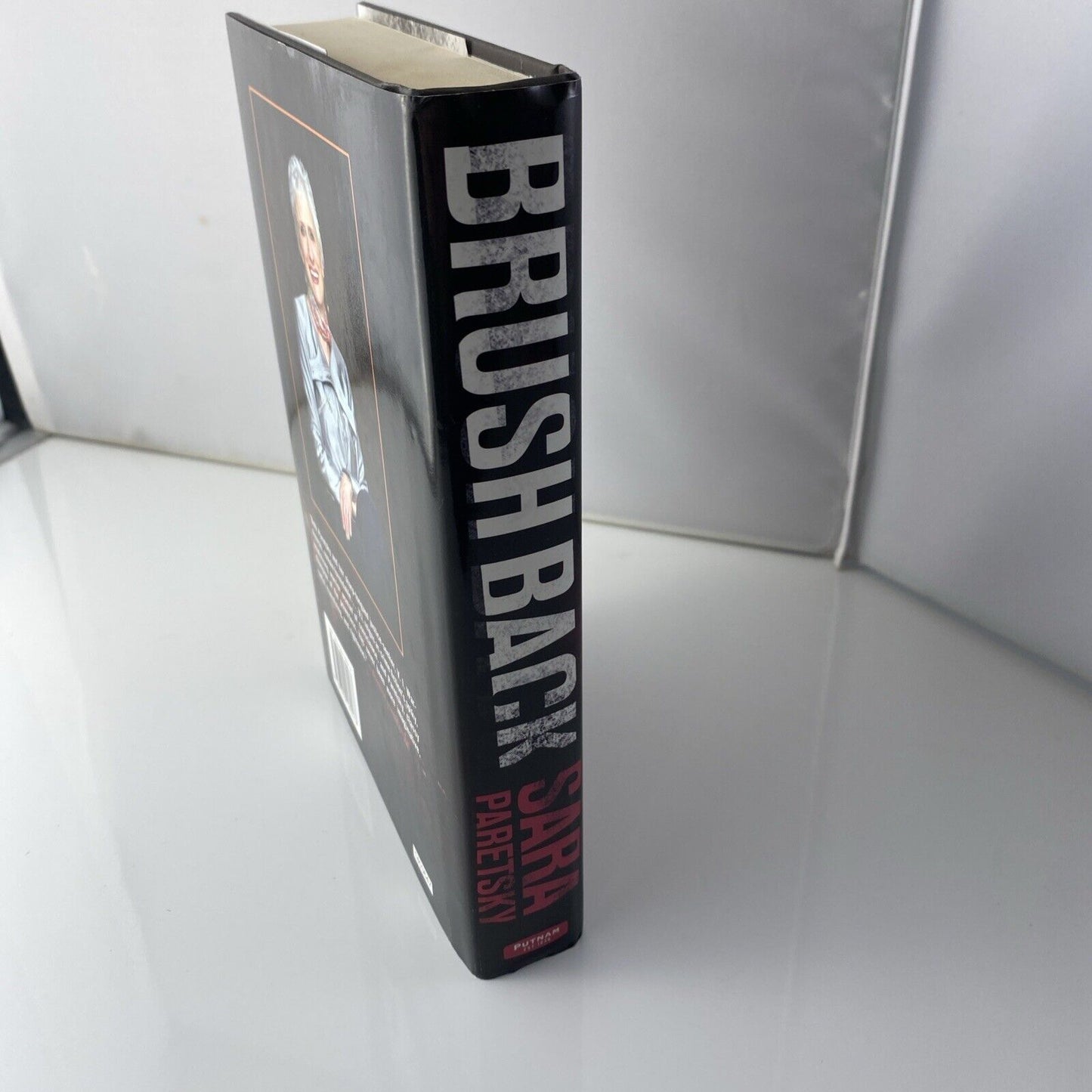 Brush Back by Sara Paretsky (2015, Hardcover) Book Club Edition Very Good