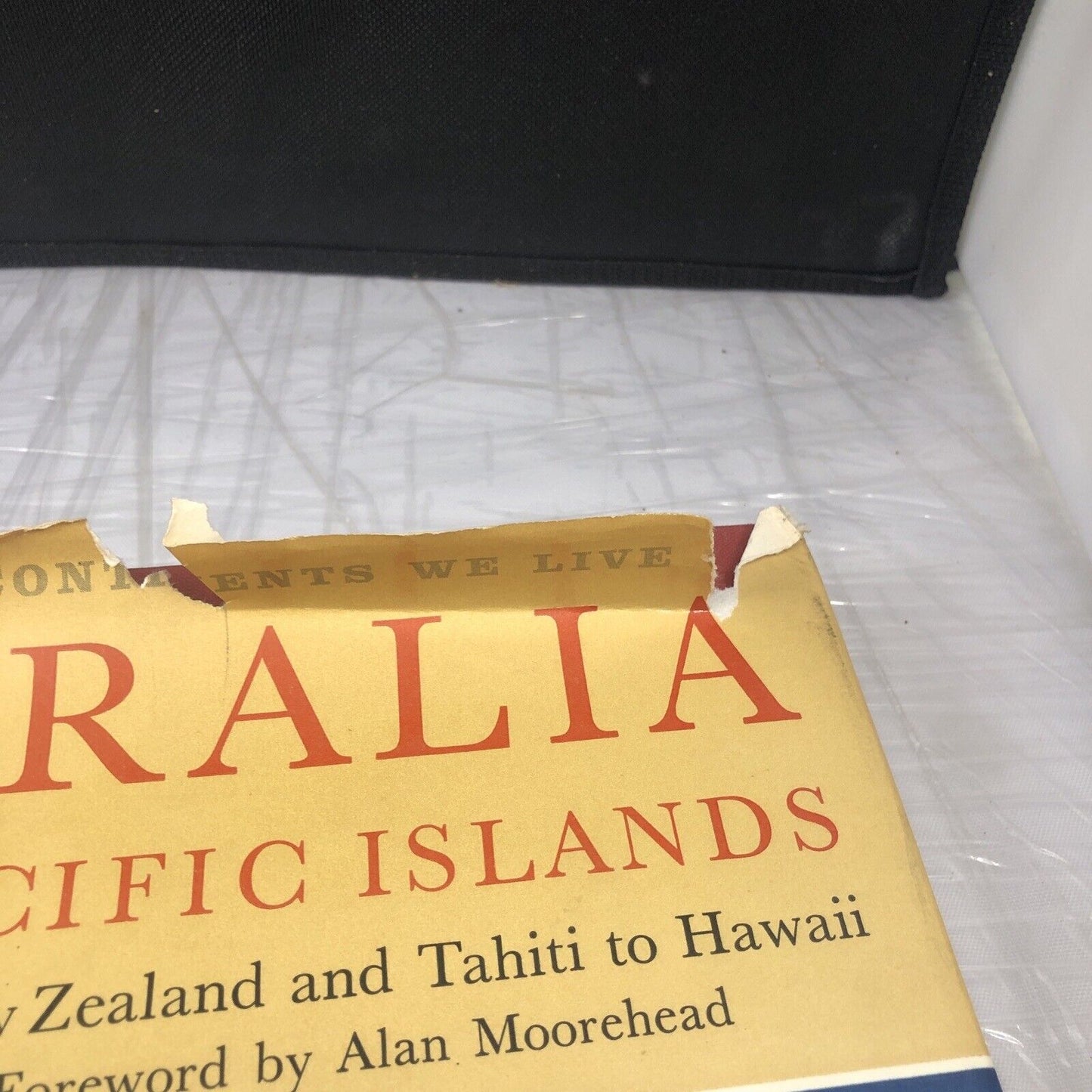 Australia and the Pacific Islands: A natural history (Continents we live On) HC