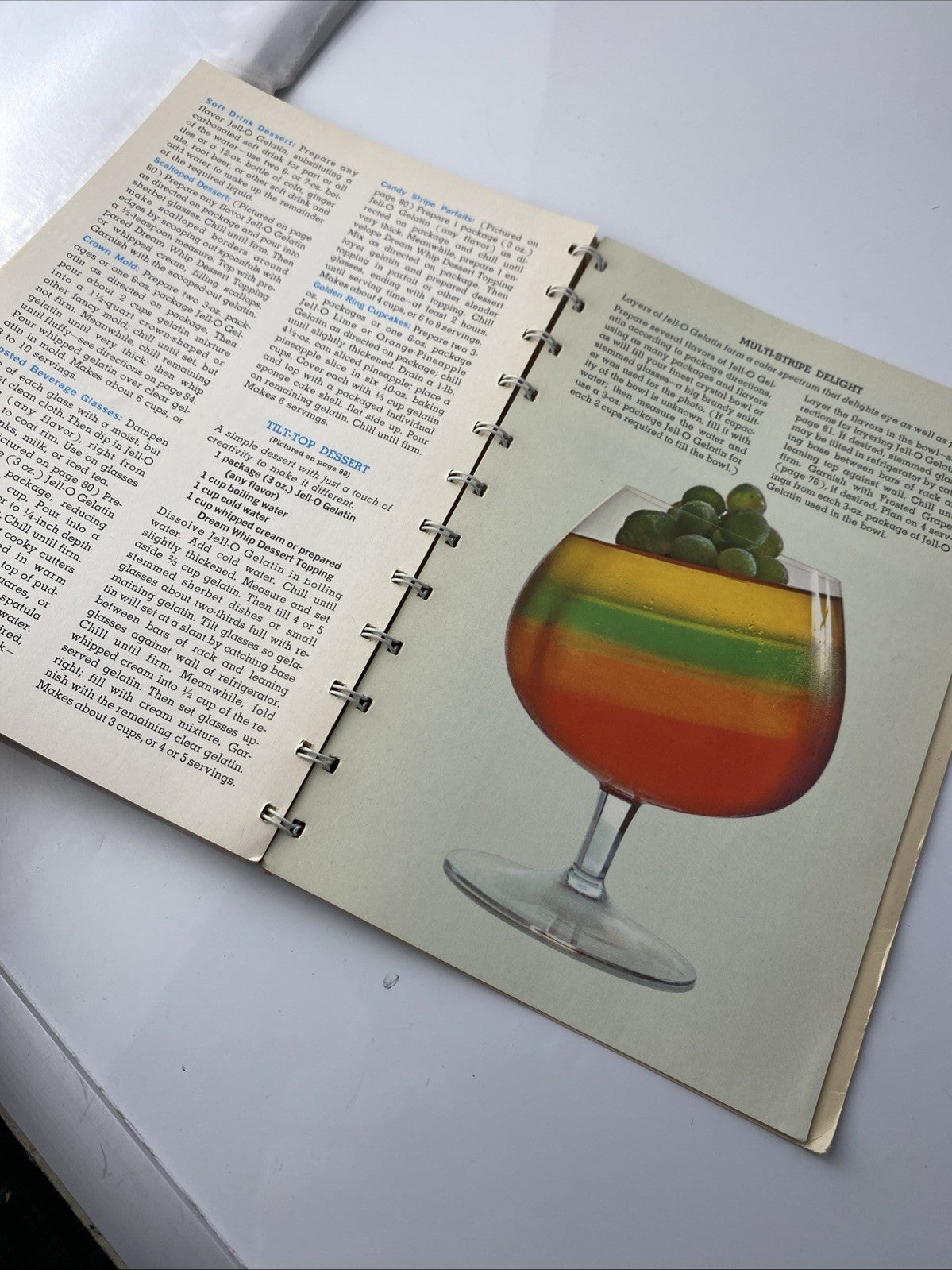 Vintage Jello Cookbook JOYS OF JELL-O 1962 VINTAGE RECIPES BOOK JELL-O GELATIN