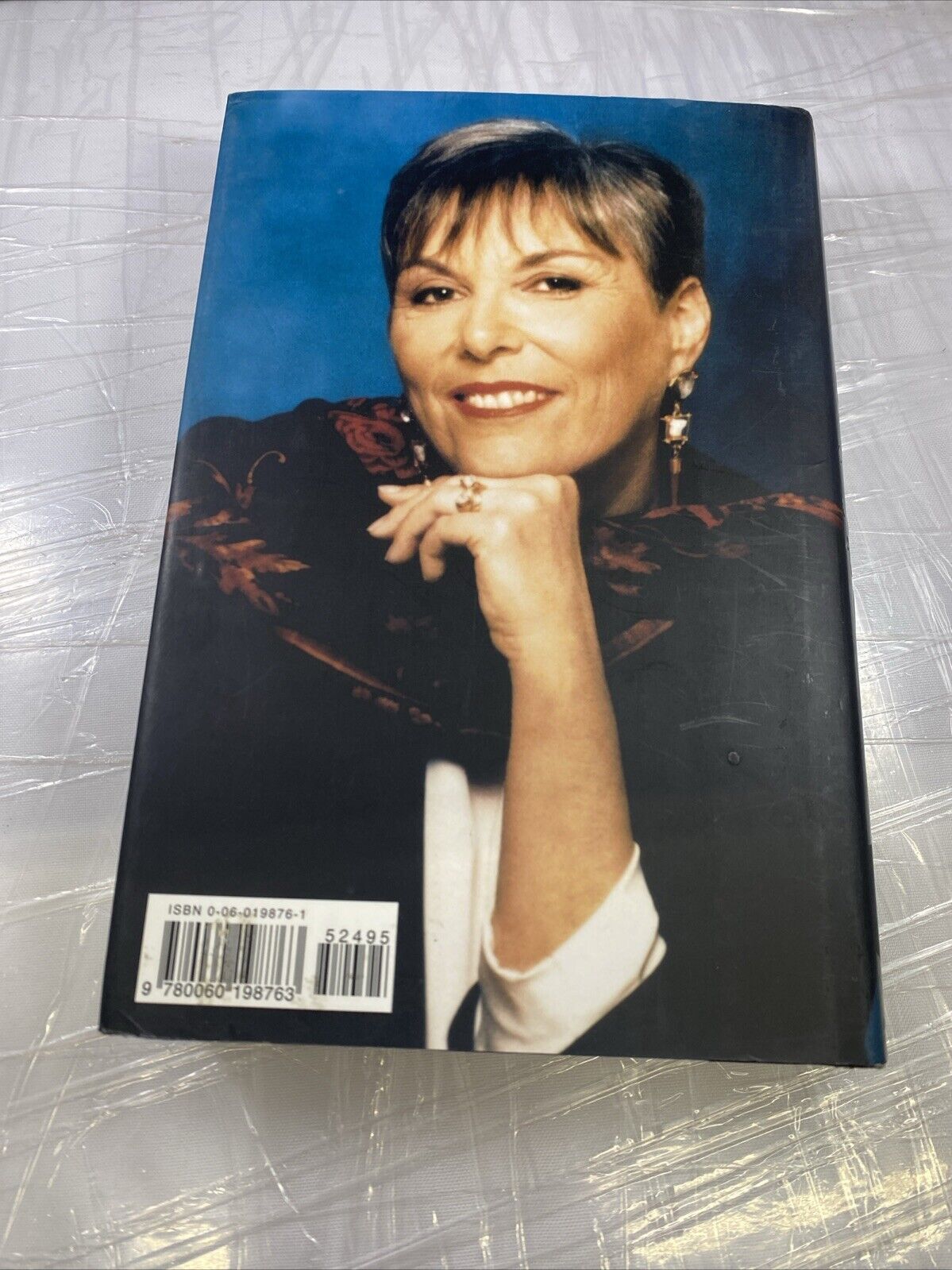 Running Scared 1st Print - hardcover, Elizabeth Lowell, 0060198761 VERY GOOD