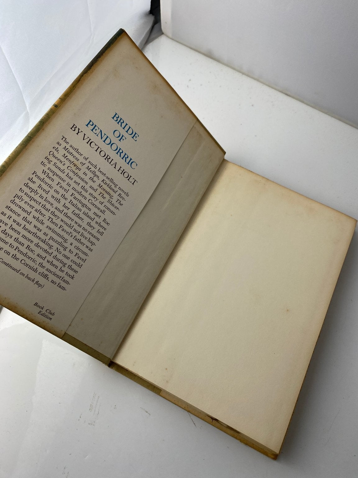 Bride of Pendorric Victoria Holt 1963 Book Club Edition Doubleday