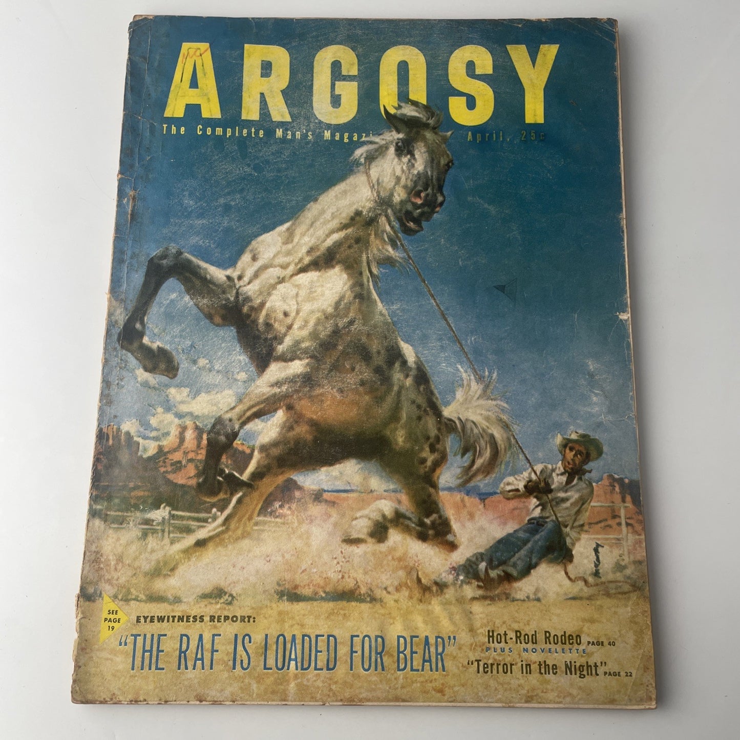 Argosy April 1952 Struggle with a Sting Ray - Mongrel vs Mountain Lion - The RAF