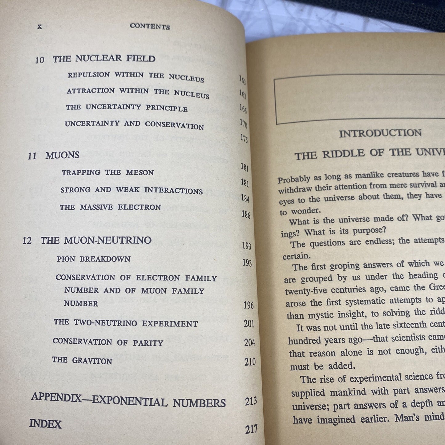 The Neutrino Isaac Asimov PPB First Print 1967 Delta Ghost Particle 60s Science
