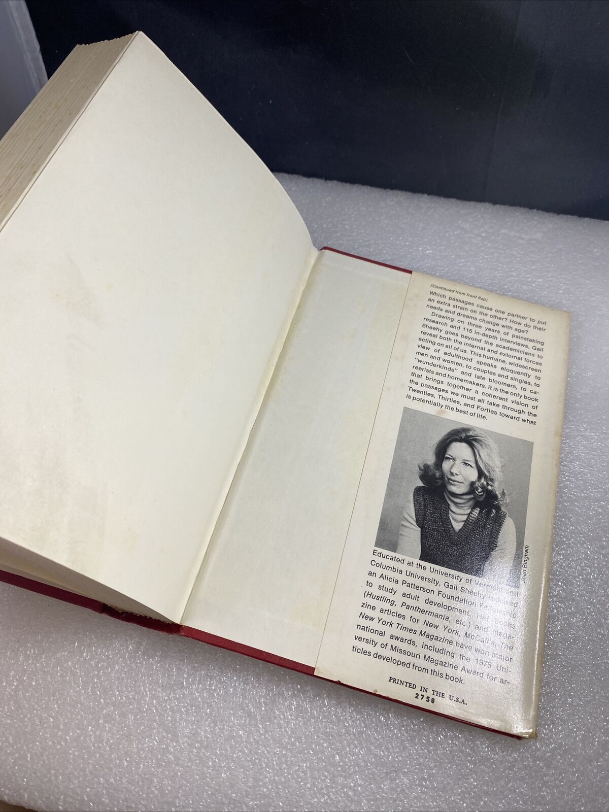 Passages : Predictable Crises Adult - Gail Sheehy 1976 Vintage 70s Nonfiction