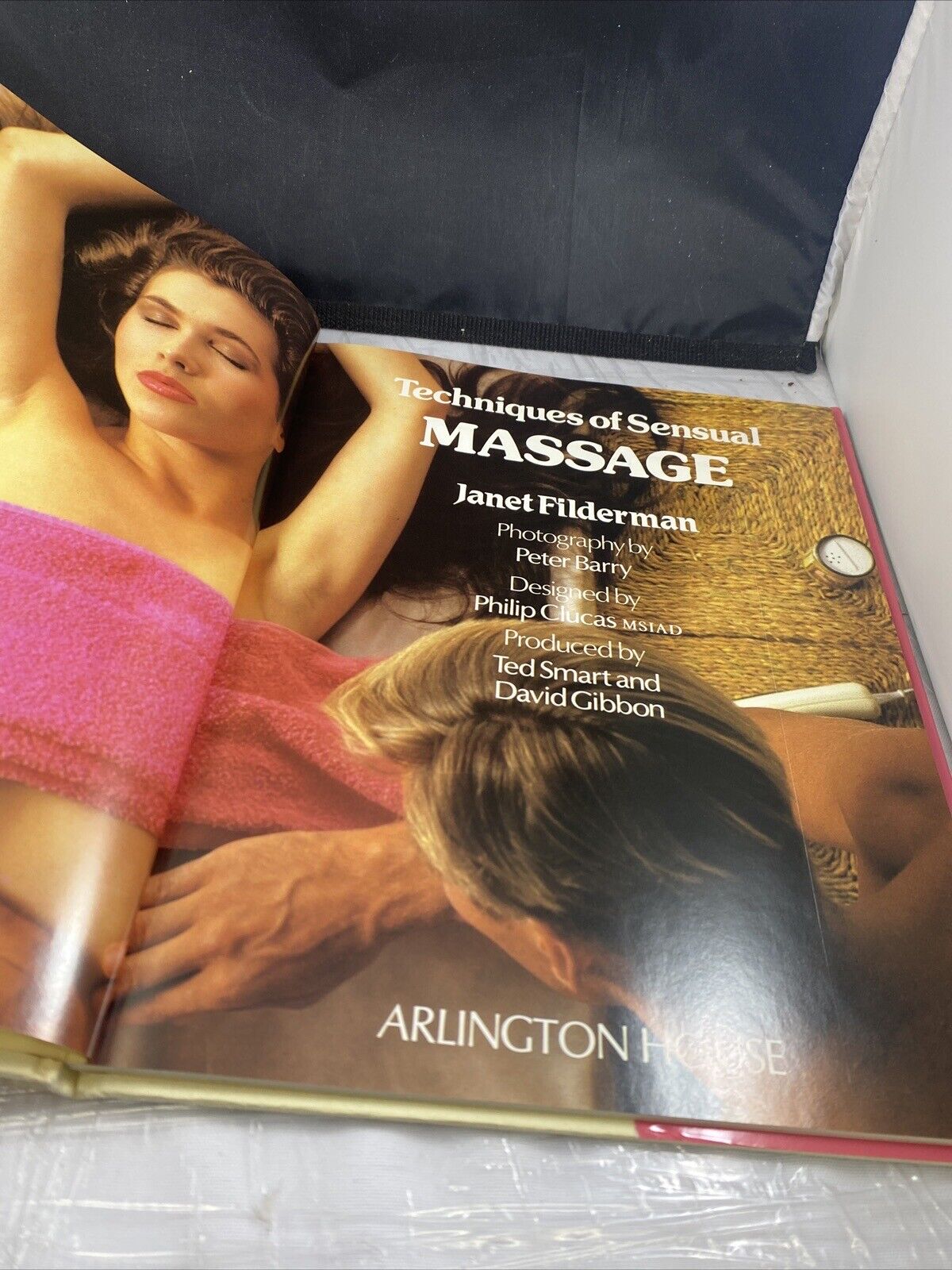Techniques of sensual massage by Janet Filderman Vintage Massage Therapy Nude