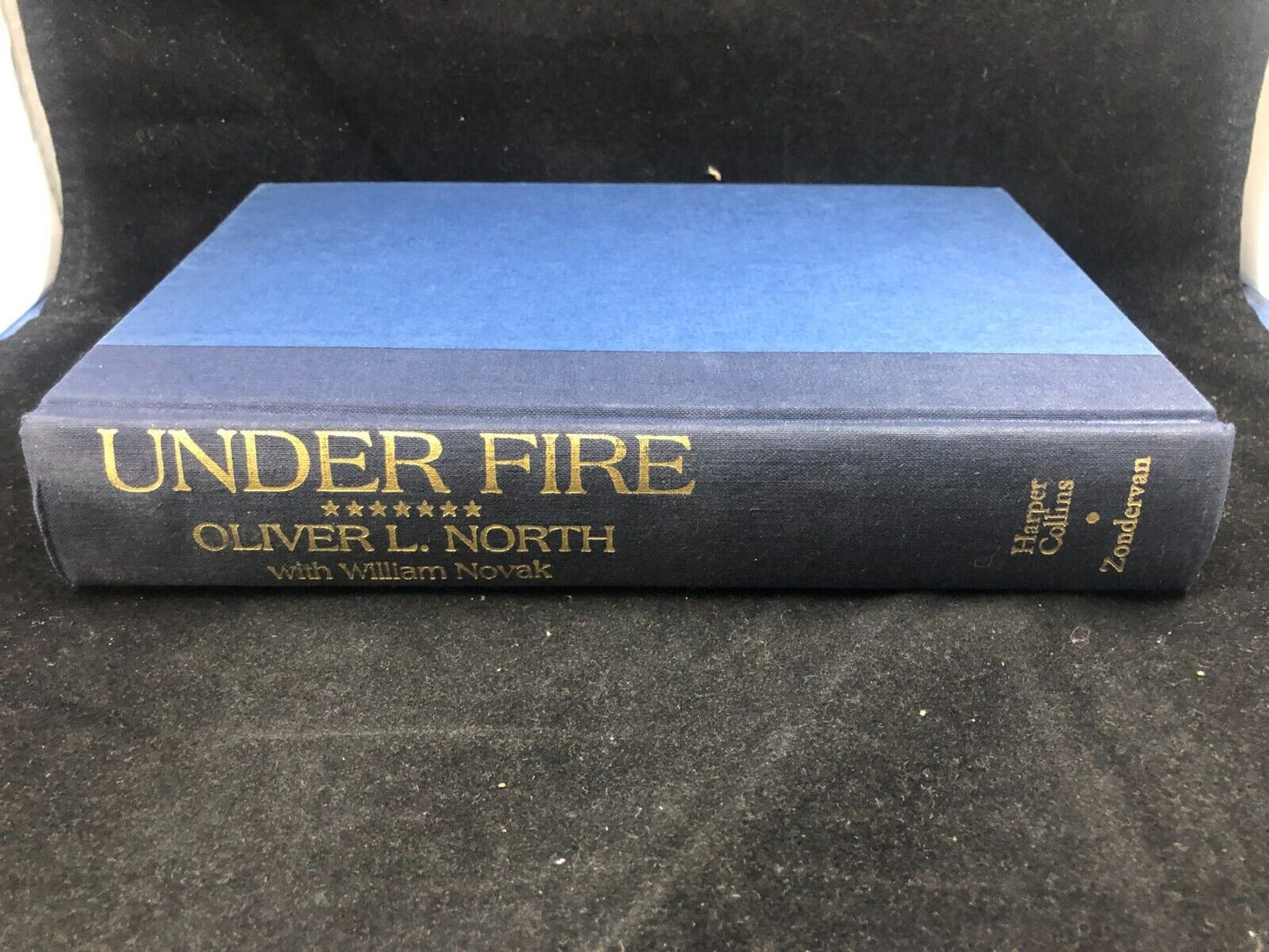 Under Fire: An American Story - hardcover, 9780060183349, Oliver L North NO DJ