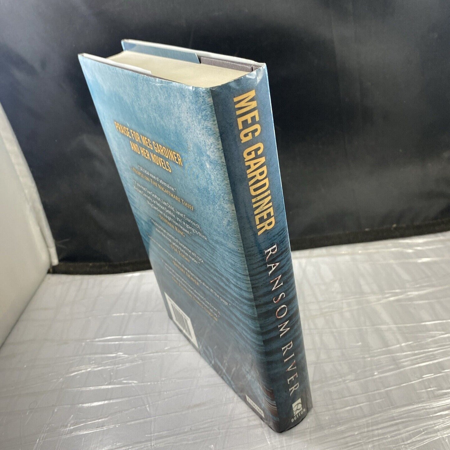 Ransom River Hardcover Meg Gardiner Dutton Book Club Edition Very Good Novel