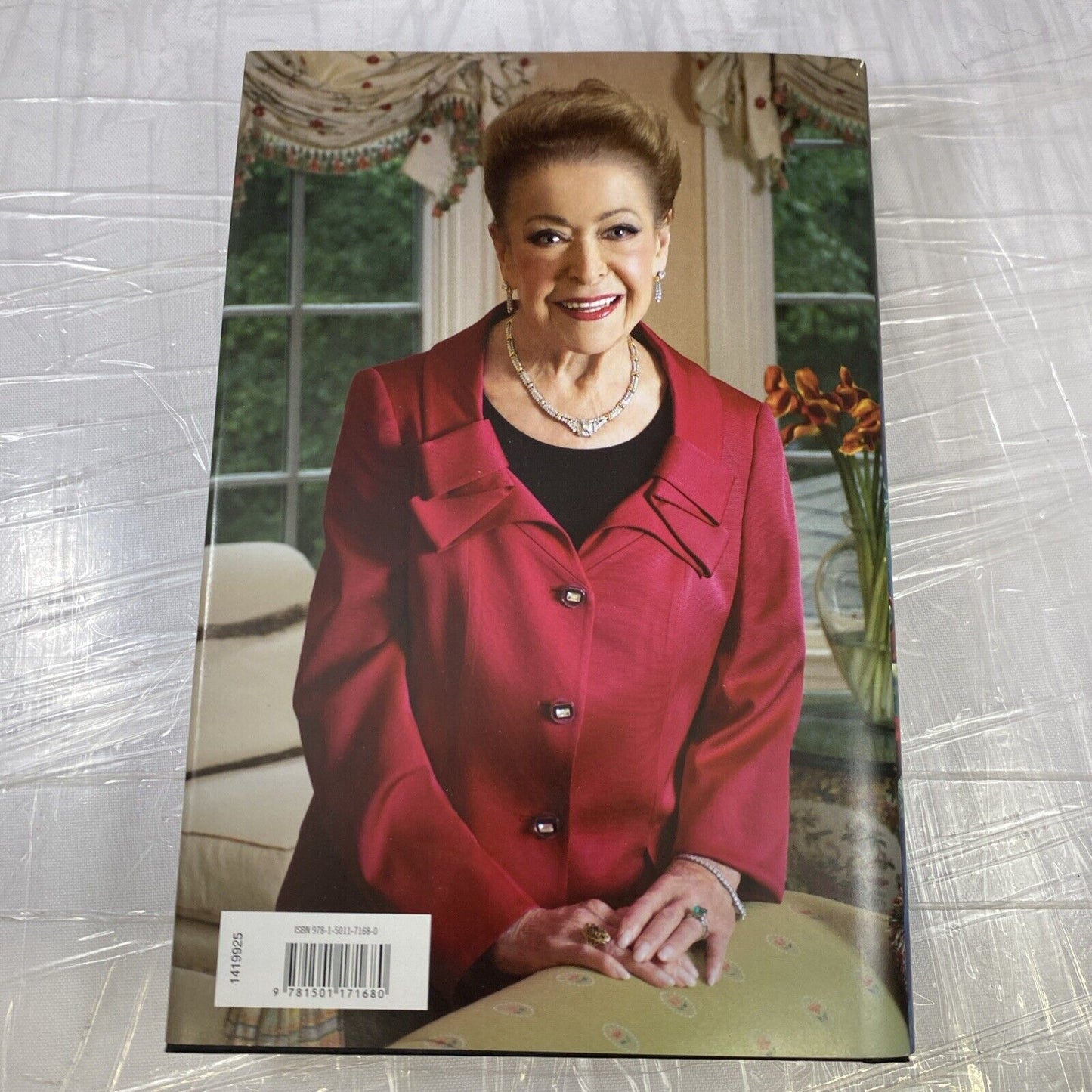 I'VE GOT MY EYES ON YOU: Mystery Thriller Hardcover Book By Mary Higgins Clark