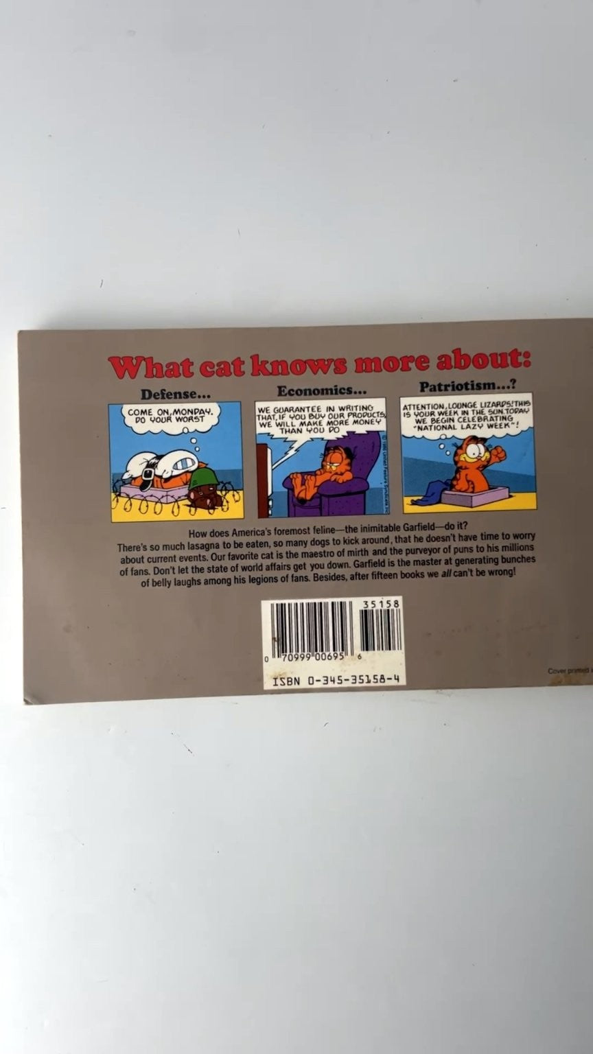 Garfield World-Wide by Jim Davis 1st Edition 1988 Illustrated Comic