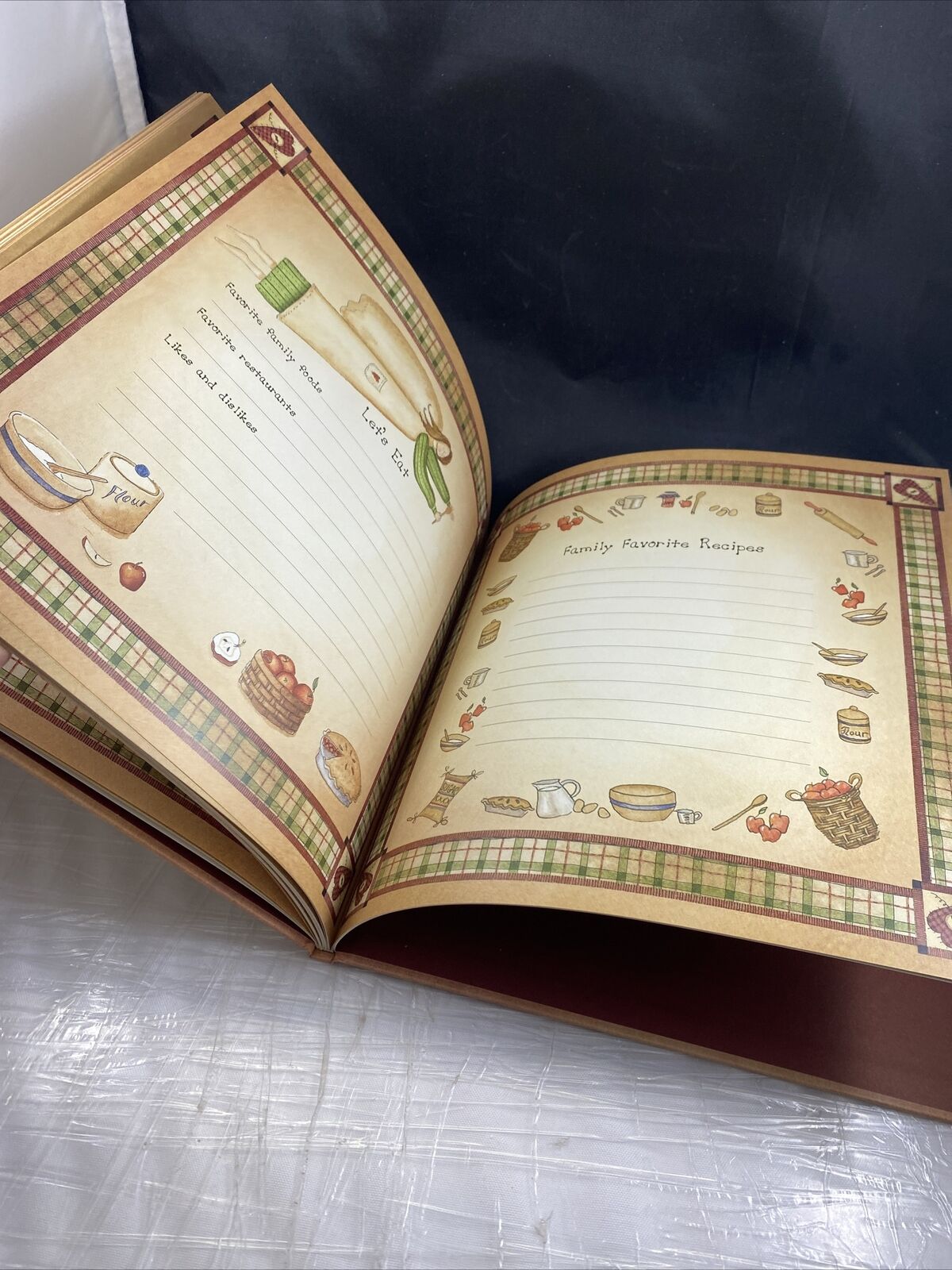 Our Family Record Book of Love Linda Spivey Memories Family Tree Hardback