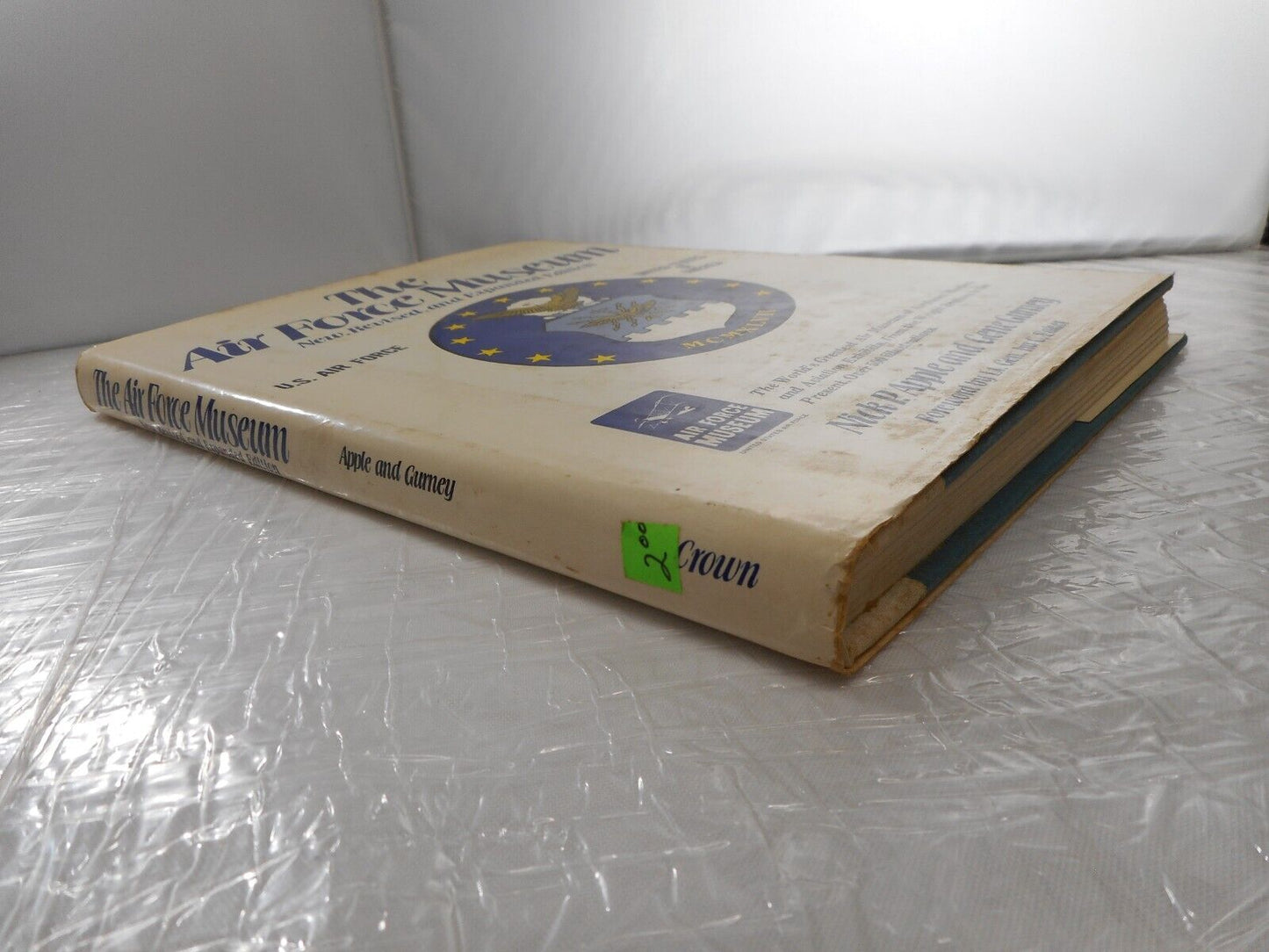 1978 The Air Force Museum 1978 edition by Nick Apple/ Gurney Good condition