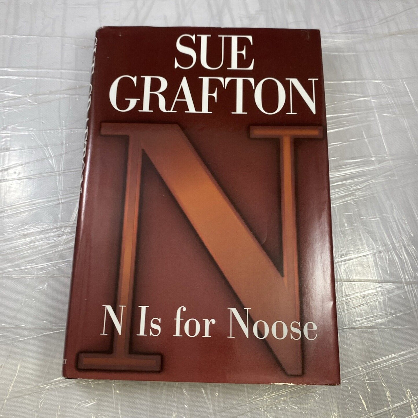 Kinsey Millhone Alphabet Mysteries: N Is for Noose 14 by Sue Grafton (1998 BCE