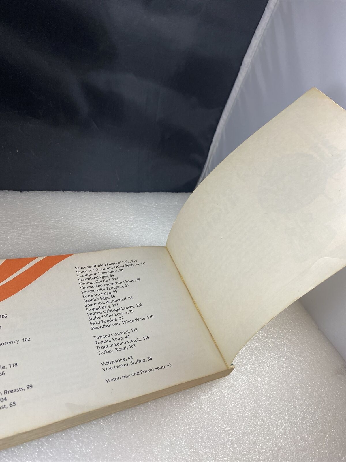 Rare Vintage 70s Microwave Cookbook Paperback Irena Charmers Rainbow First Print