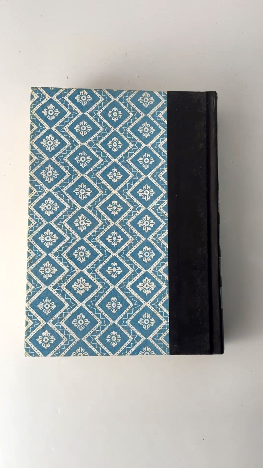 Reader's Digest Condensed Books Volume 1 1976 The Great Train Robbery
