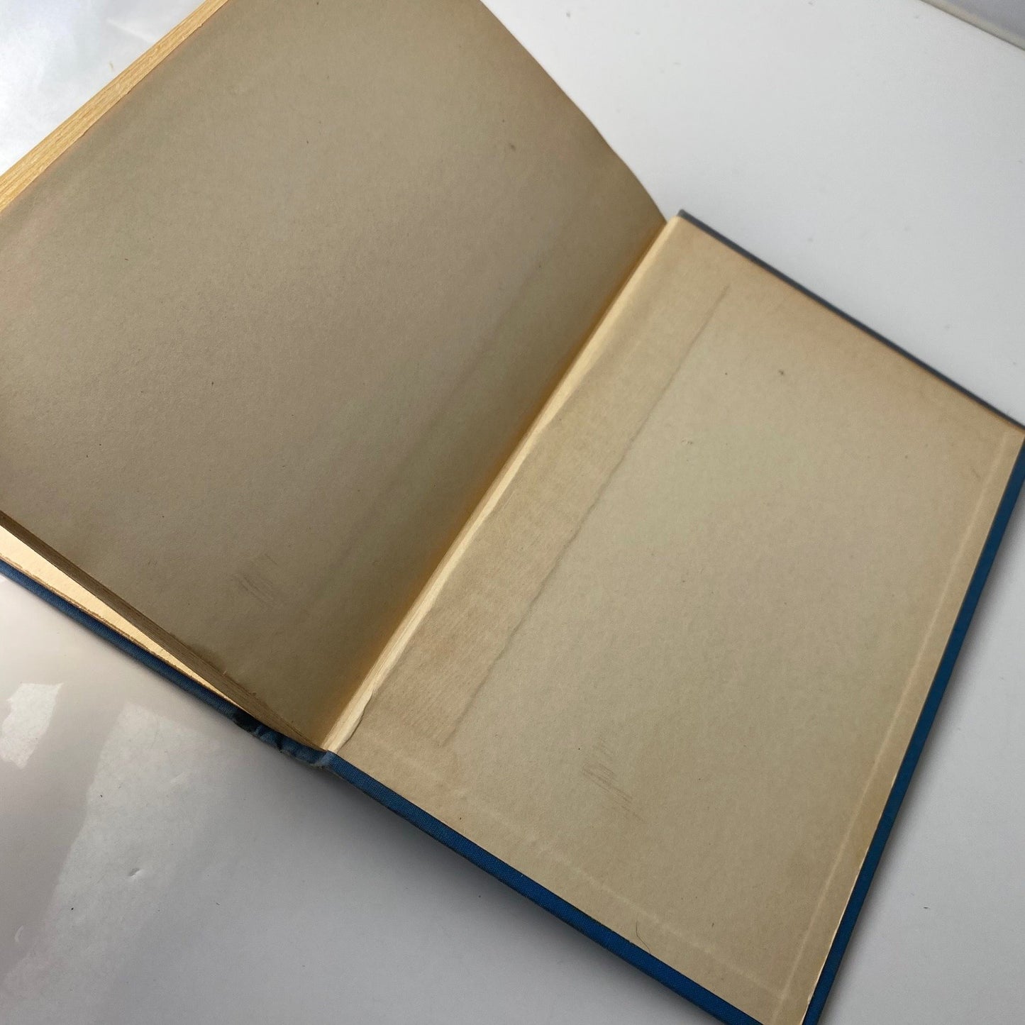 Arch of Triumph Erich Maria Remarque 1945 First Edition Classic War Novel