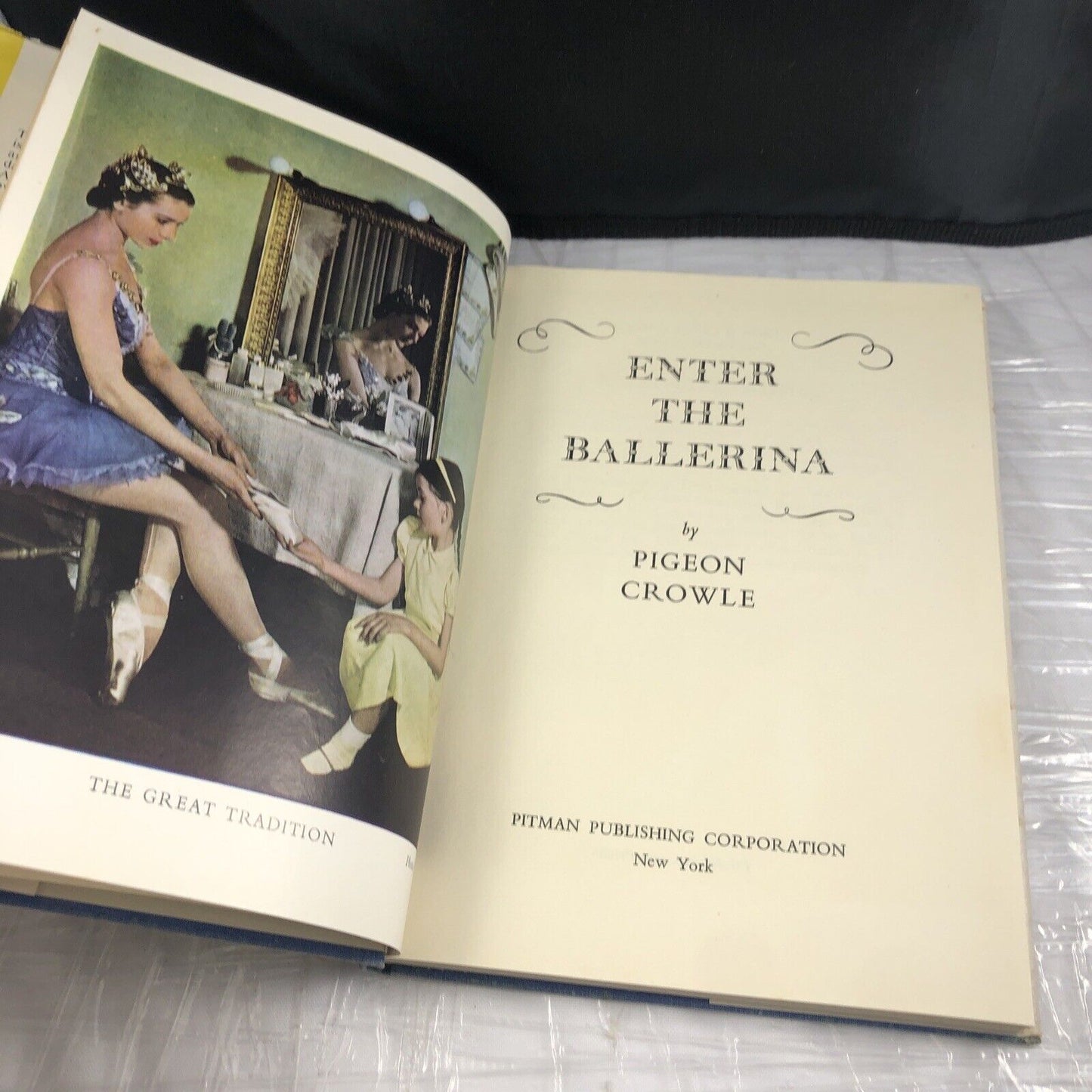Enter The Ballerina. (Pigeon Crowle - 1955) Vintage Dancing Book