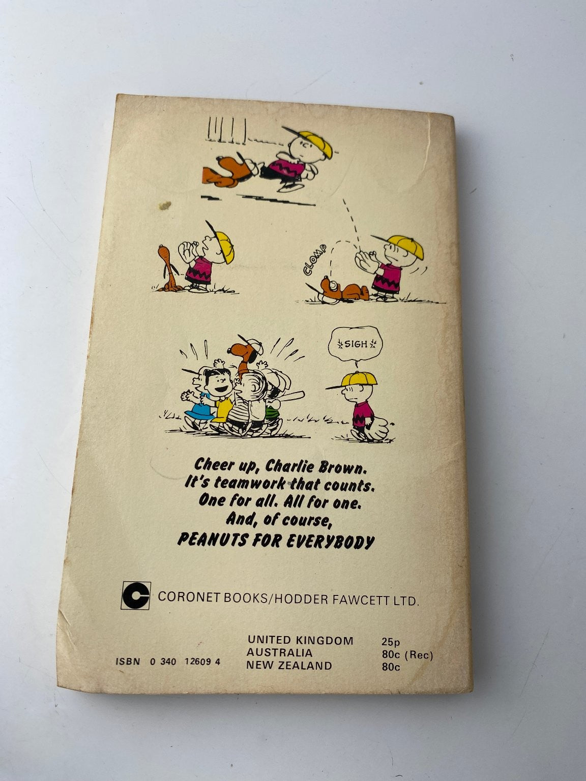 Peanuts for Everybody by Charles M. Schulz 1970 Coronet Illustrated