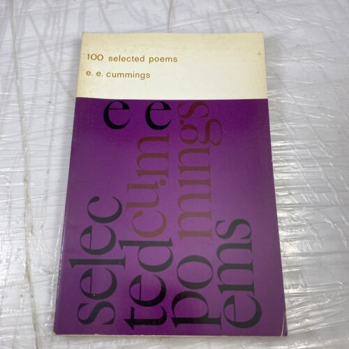 100 Selected Poems by E.E. Cummings Poetry Paperback Vintage Grove Press, Inc.