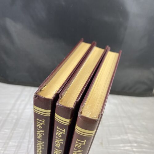 Set of 3, New Webster’s Spelling Dictionary, Grammar Guide,  Fingertip Facts 80s